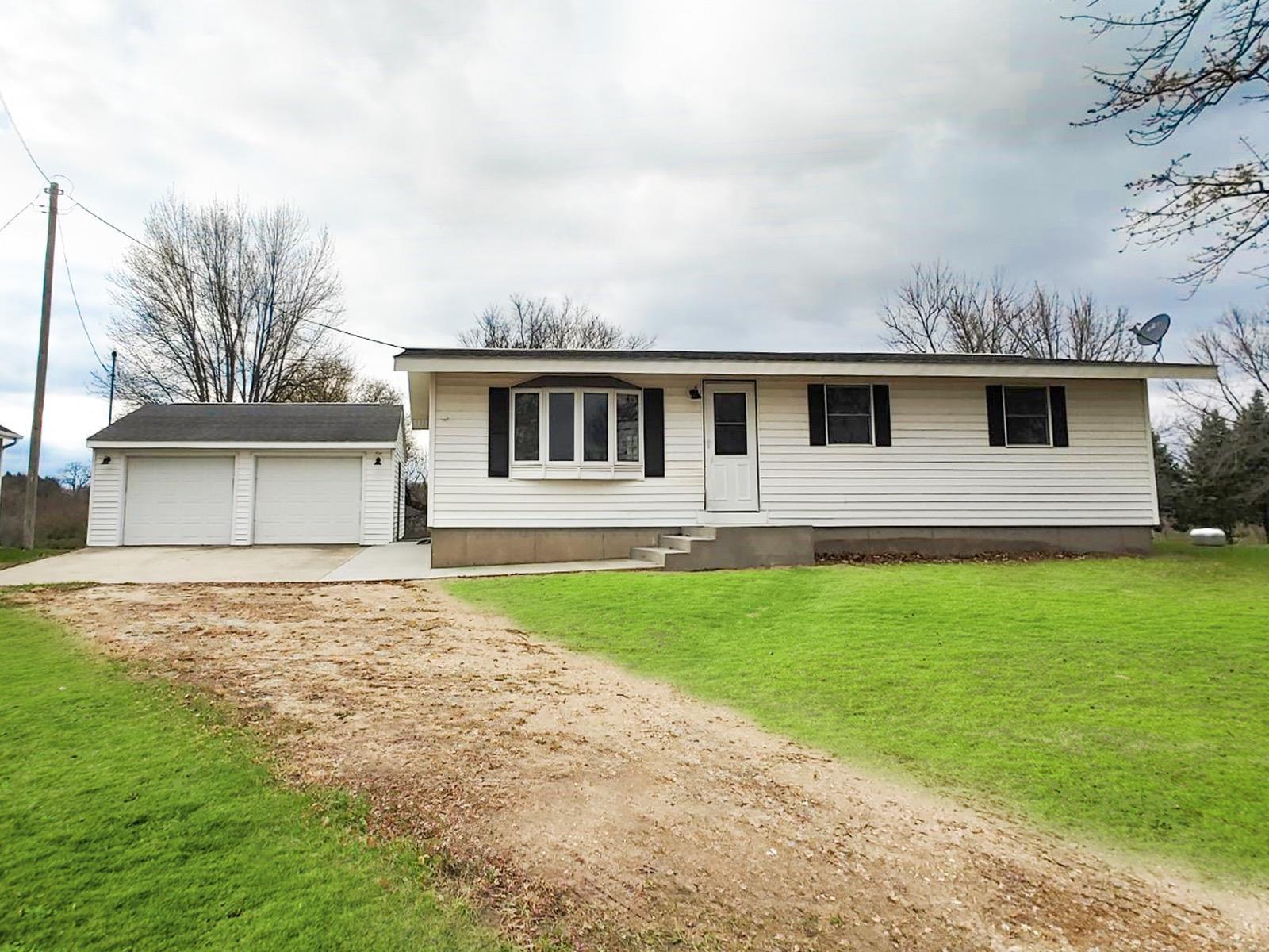 1915 Honey Creek Road Property Photo