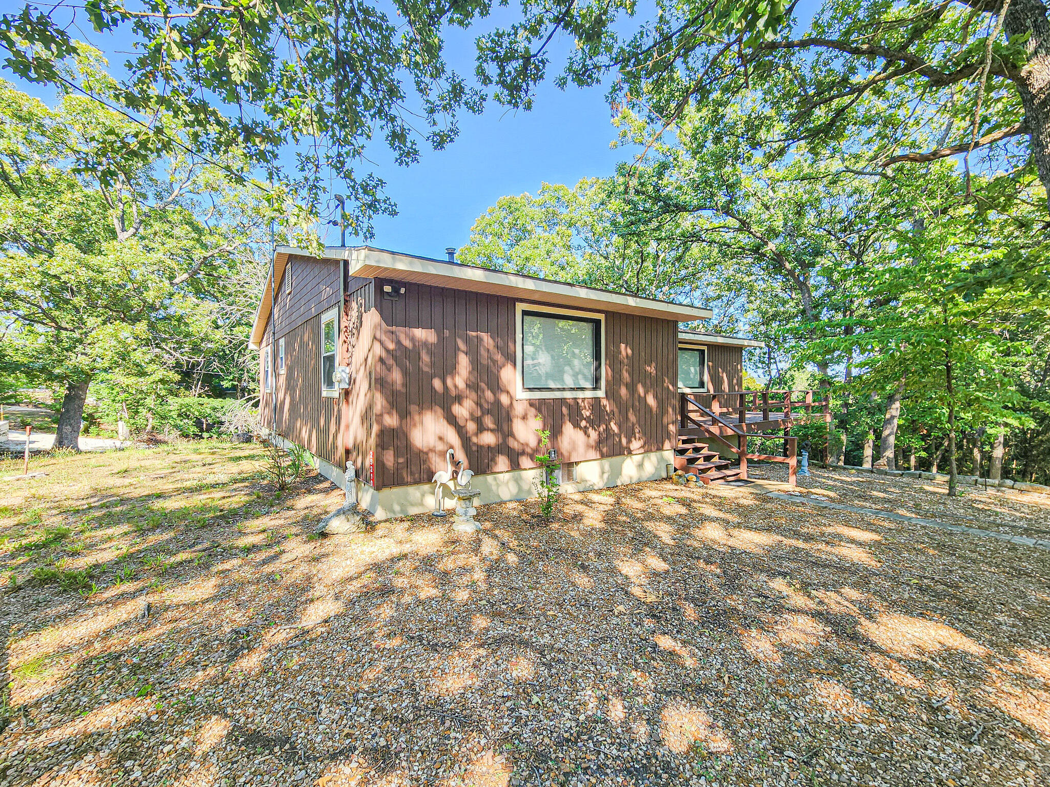 25210 Cedar Crest Drive Property Photo 1