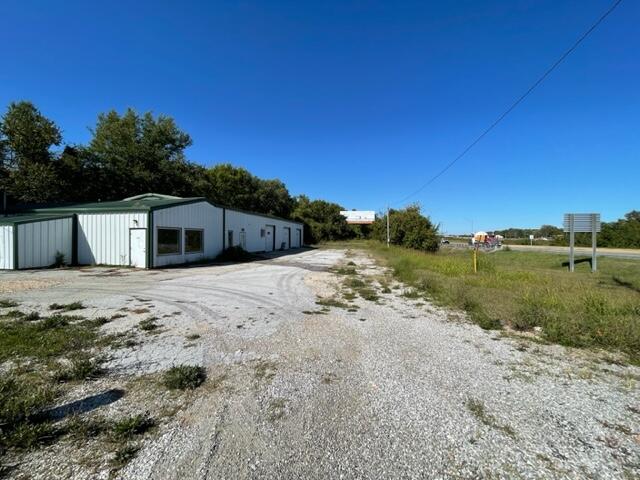 1721 West By-pass Property Photo 1