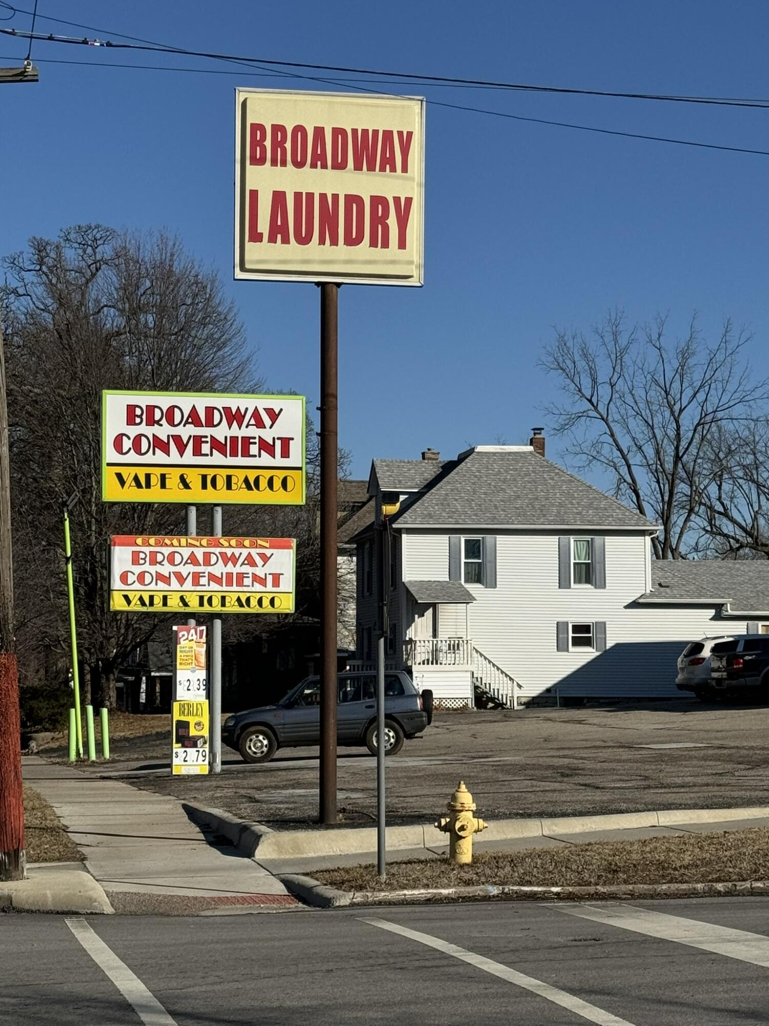 2000&2006 North Broadway Avenue Property Photo