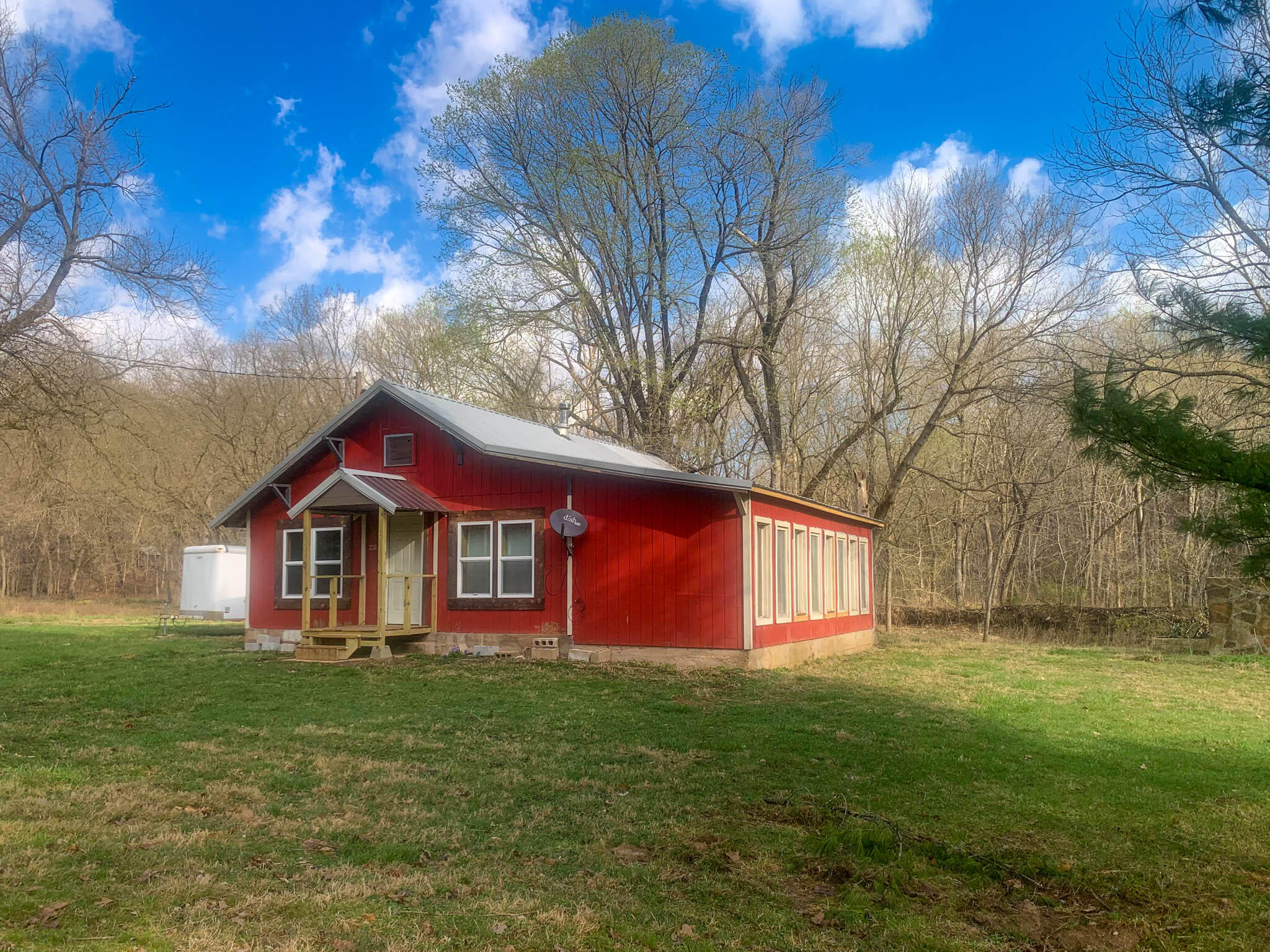 1135 County Road 920 Property Photo 1