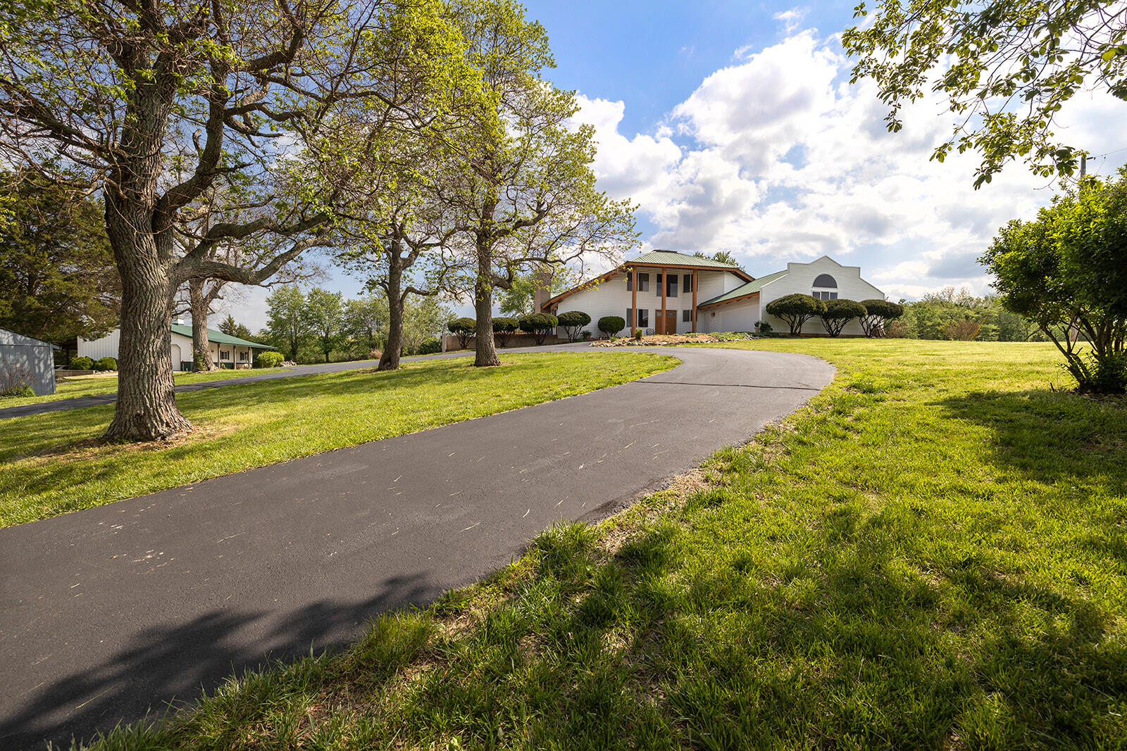 1807 South Farm Road 219 Property Photo 1