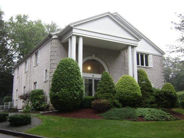 21 COLLEGE HILL Road