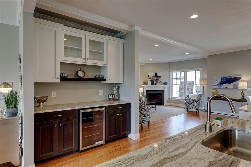 1301 Hunting Hill Drive Property Photo 11