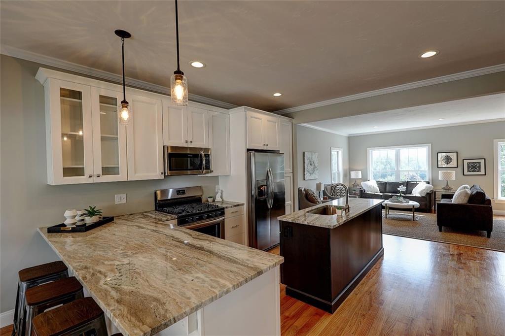 1301 Hunting Hill Drive Property Photo 12