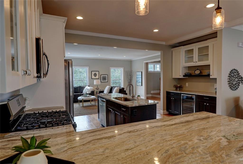 1301 Hunting Hill Drive Property Photo 13