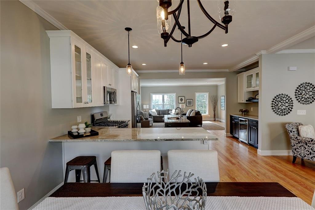 1301 Hunting Hill Drive Property Photo 15