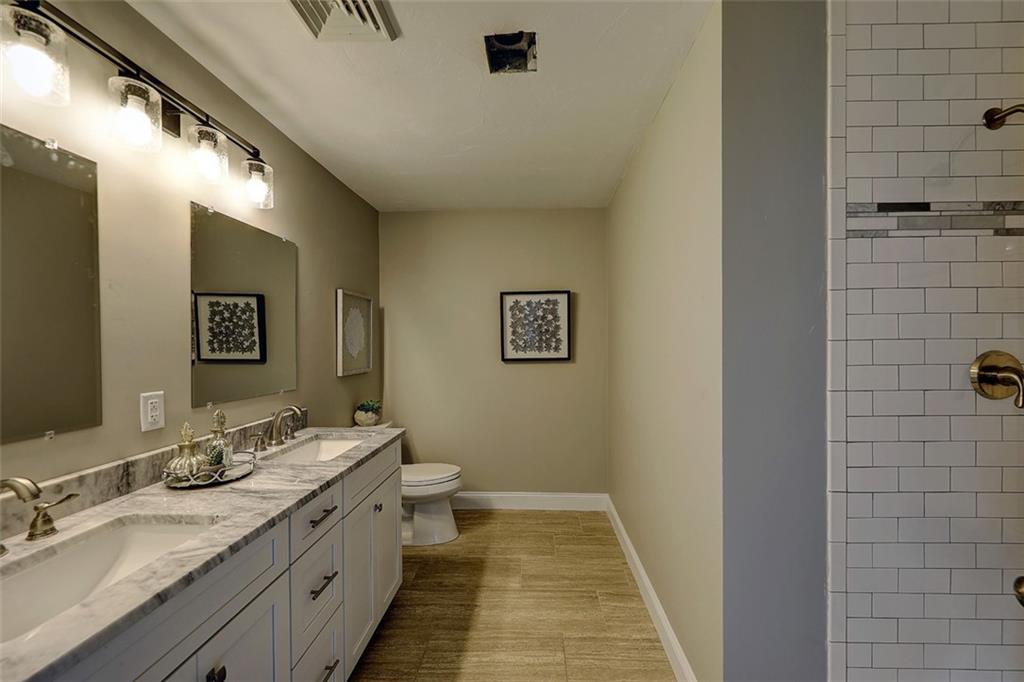 1301 Hunting Hill Drive Property Photo 28