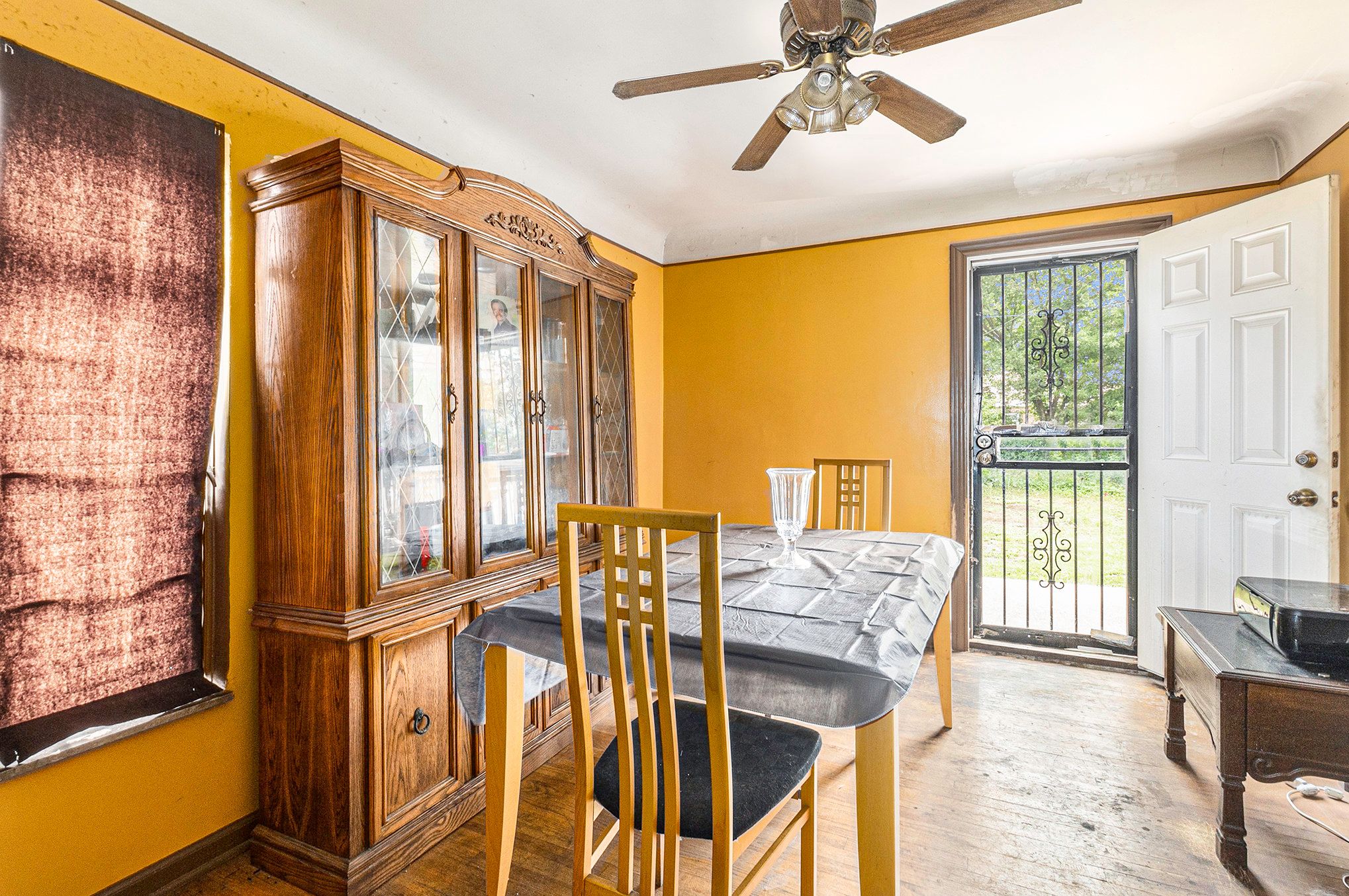 11058 Mckinney St Property Photo 8