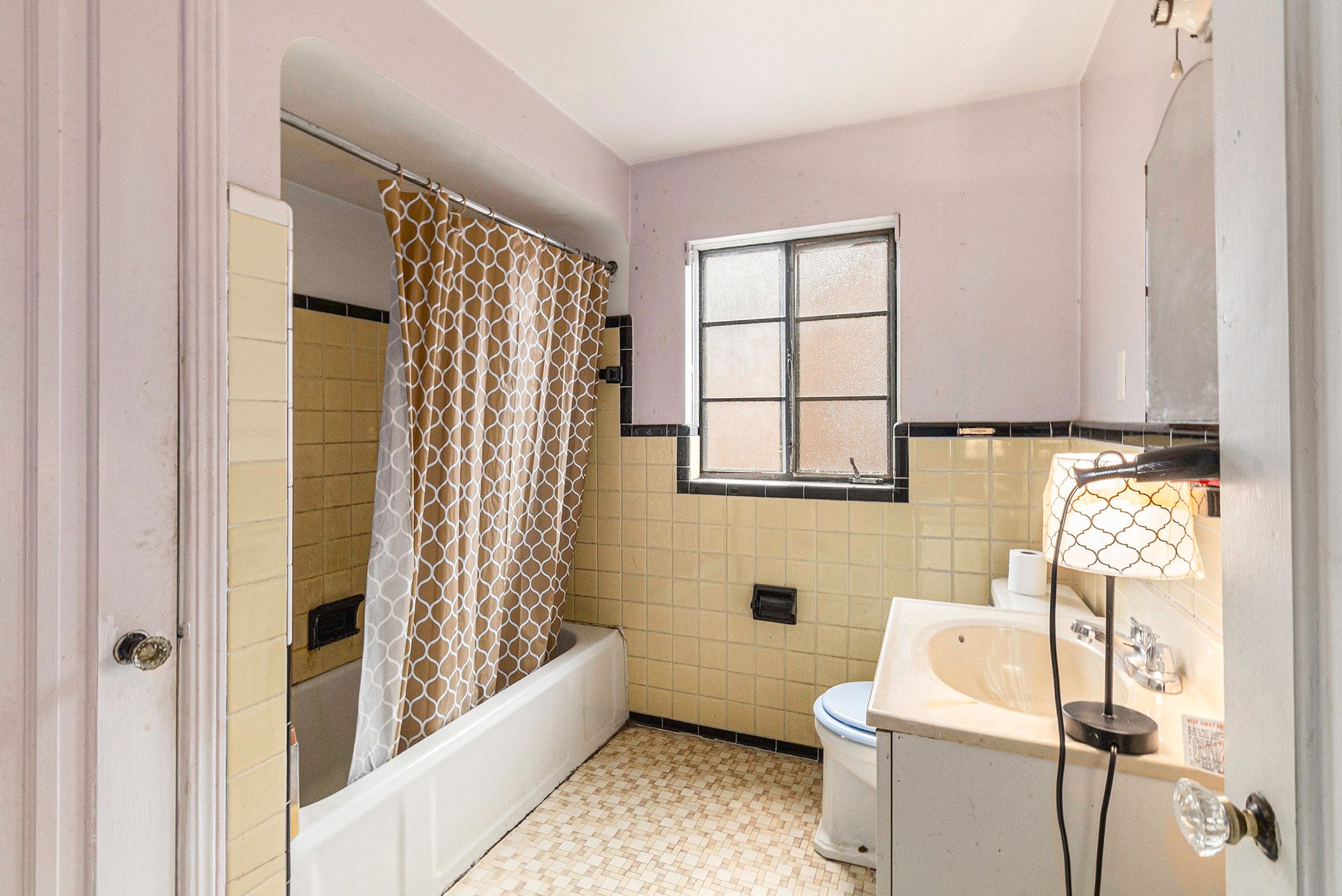 11058 Mckinney St Property Photo 15