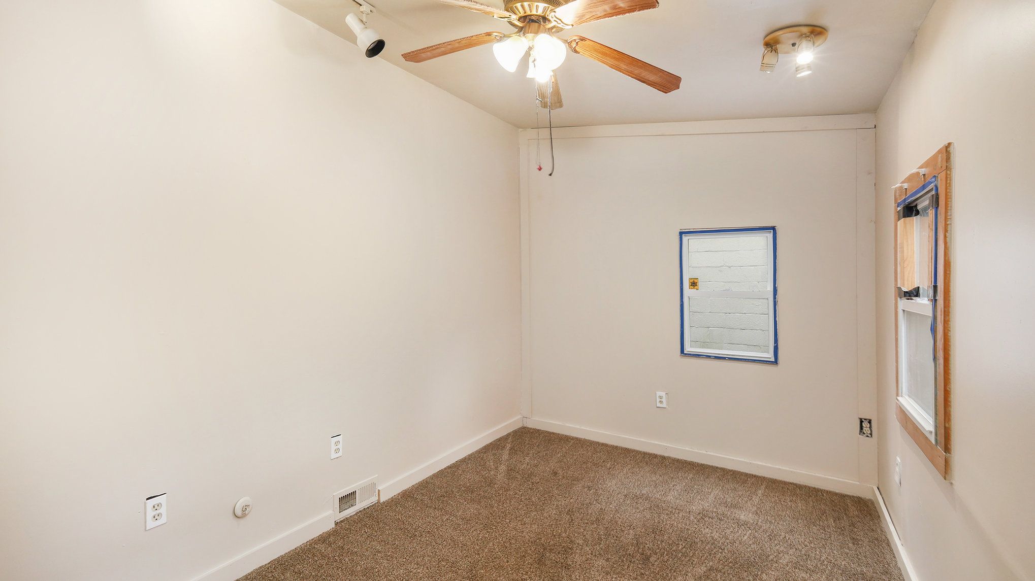 100 N Telegraph Rd Property Photo 11