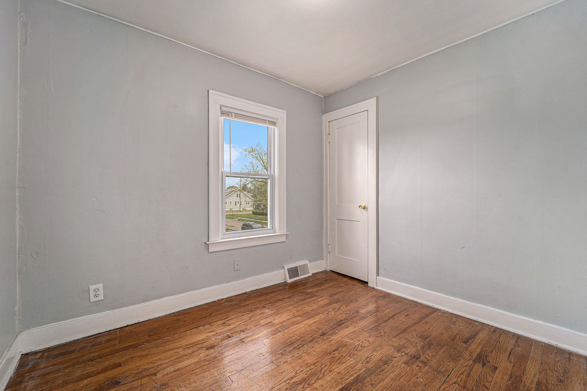 1654 Chandler Ave Property Photo 16