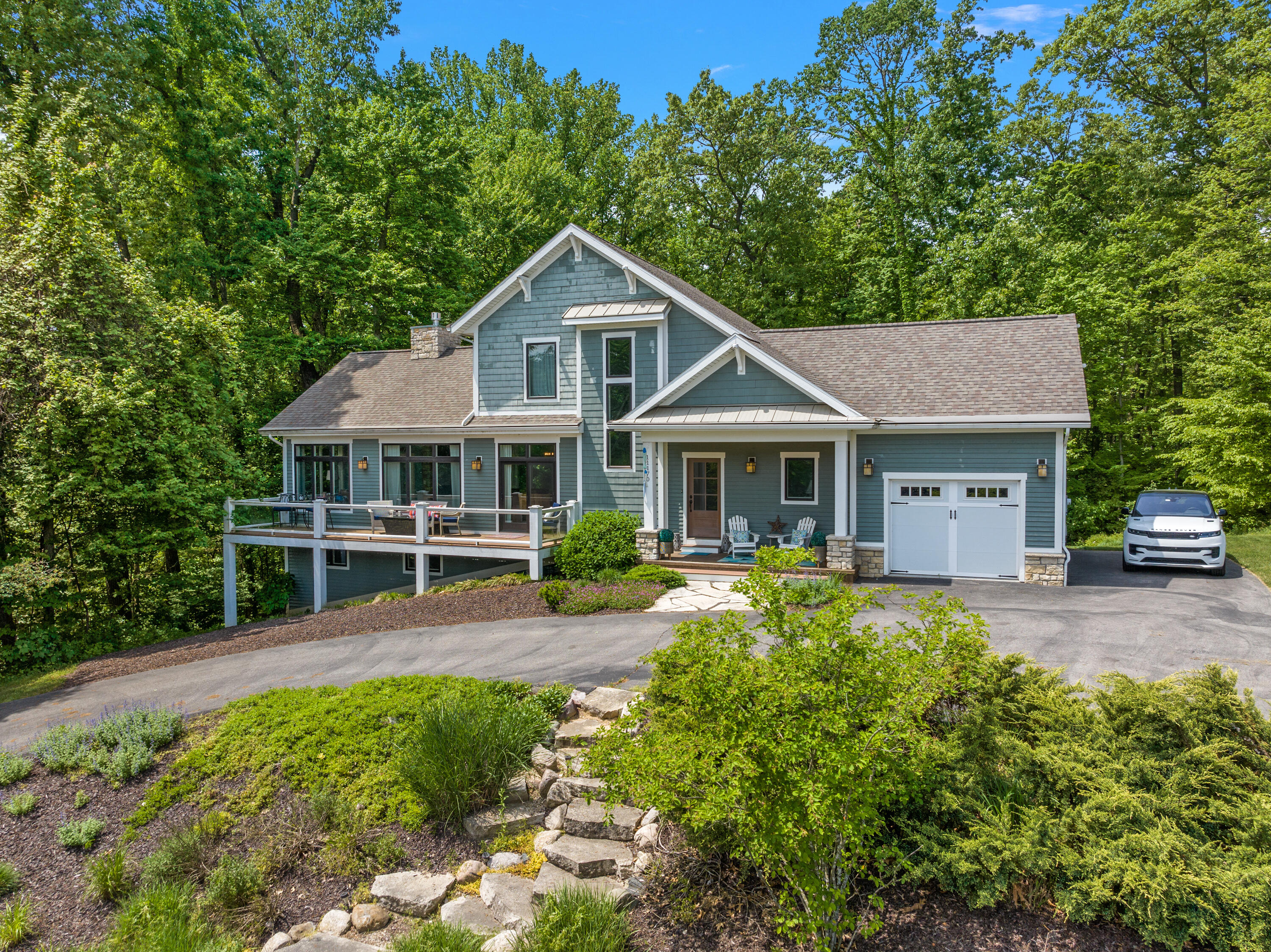11170 Lake Shore Drive Property Photo 1