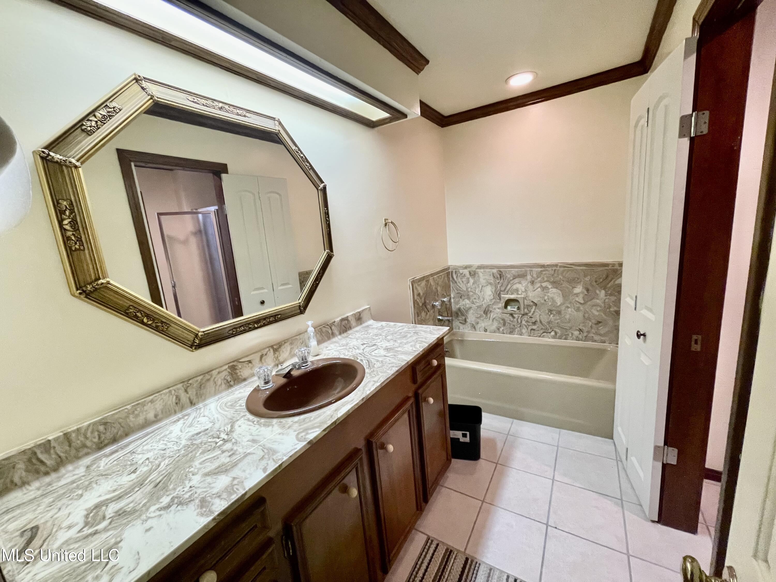 4824 Brookwood Place Property Photo 18