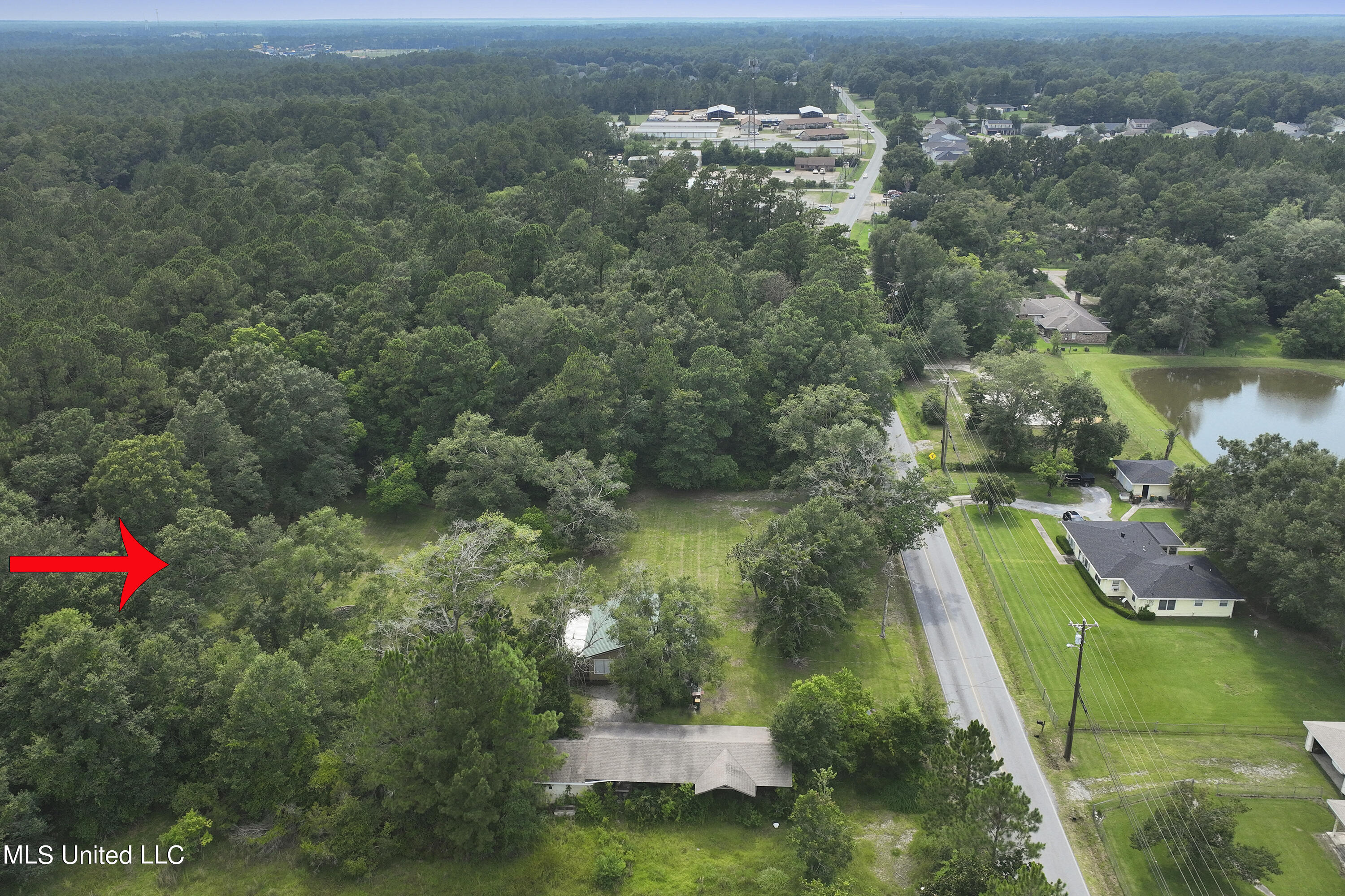 16027 Landon Road Property Photo 3