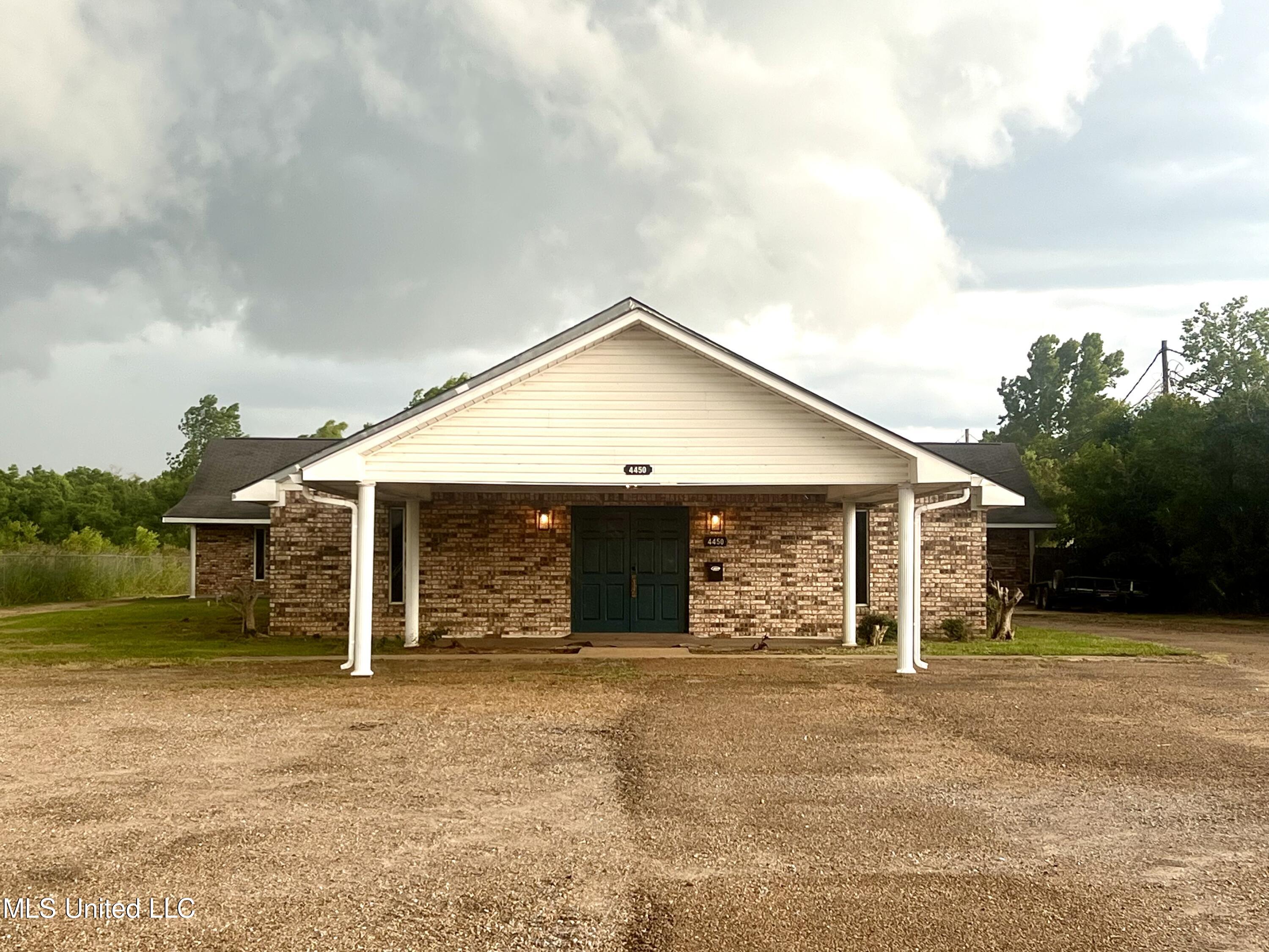 4450 Highway 84 W Property Photo 3