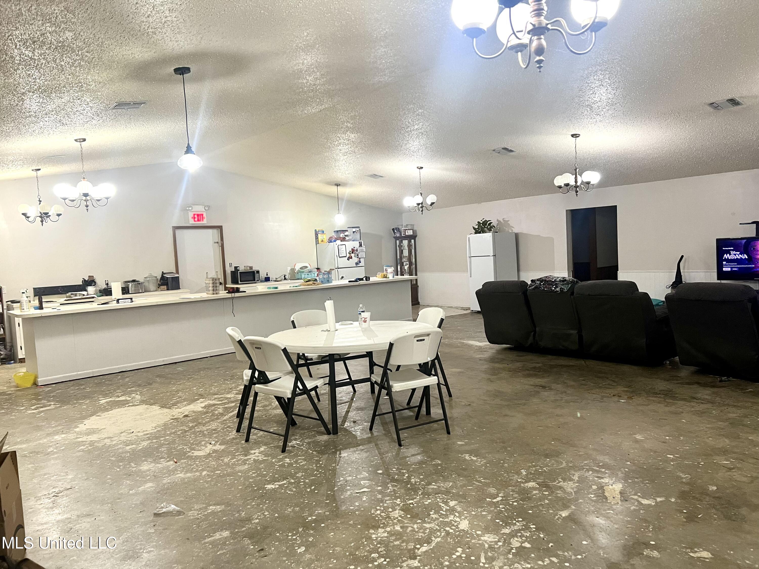 4450 Highway 84 W Property Photo 6