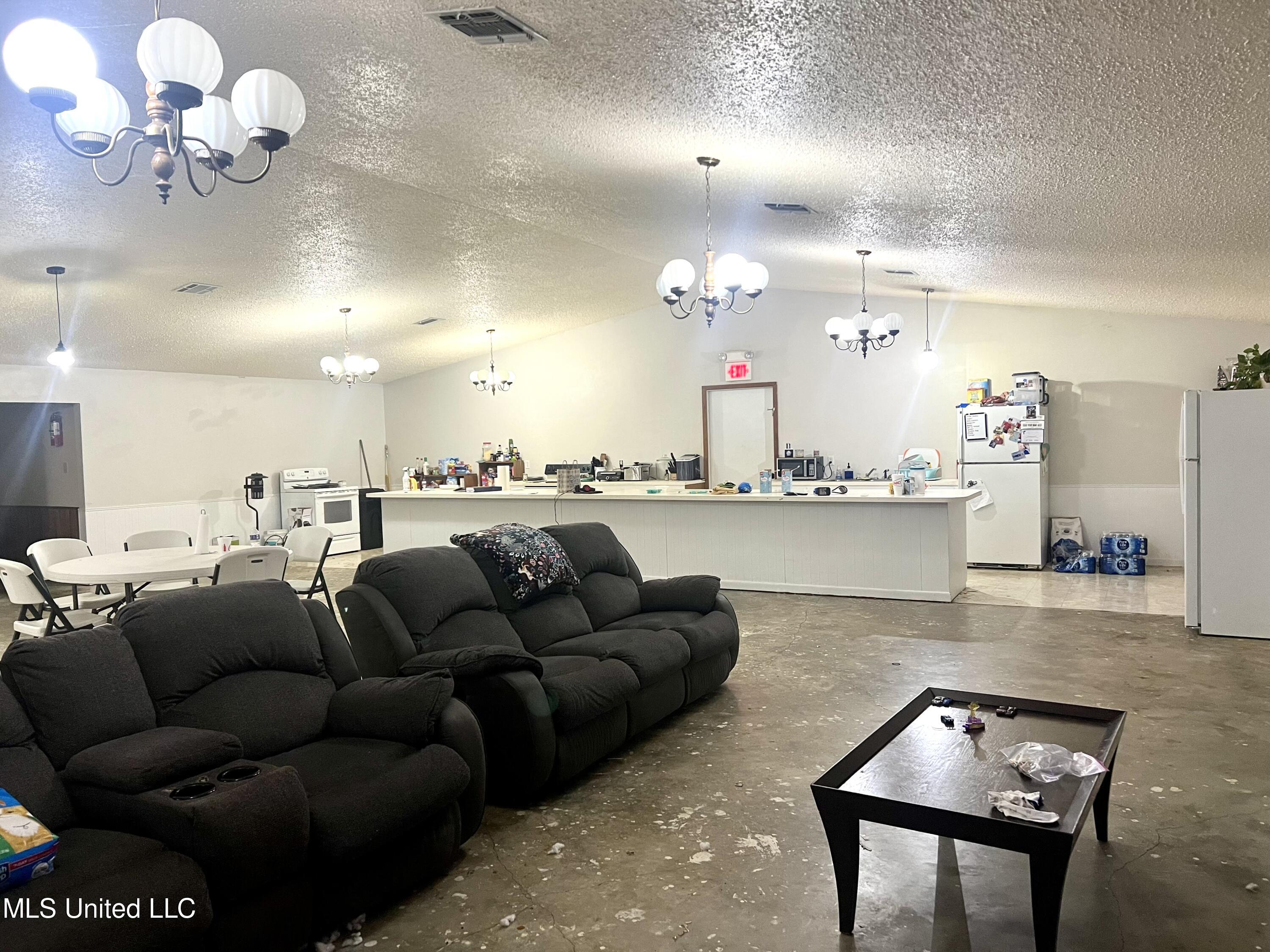 4450 Highway 84 W Property Photo 7