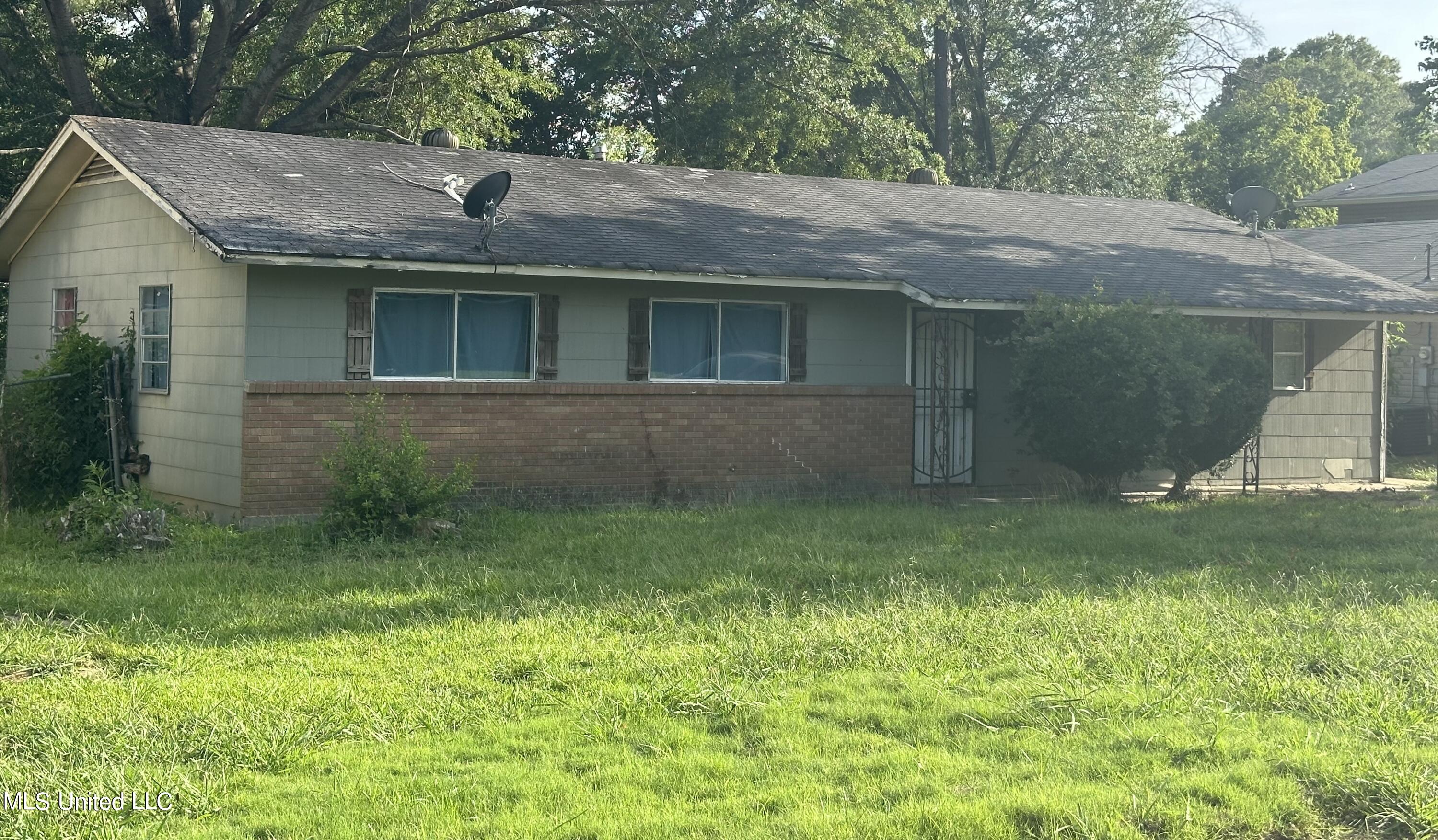 5505 Delmonico Drive Drive Property Photo 1