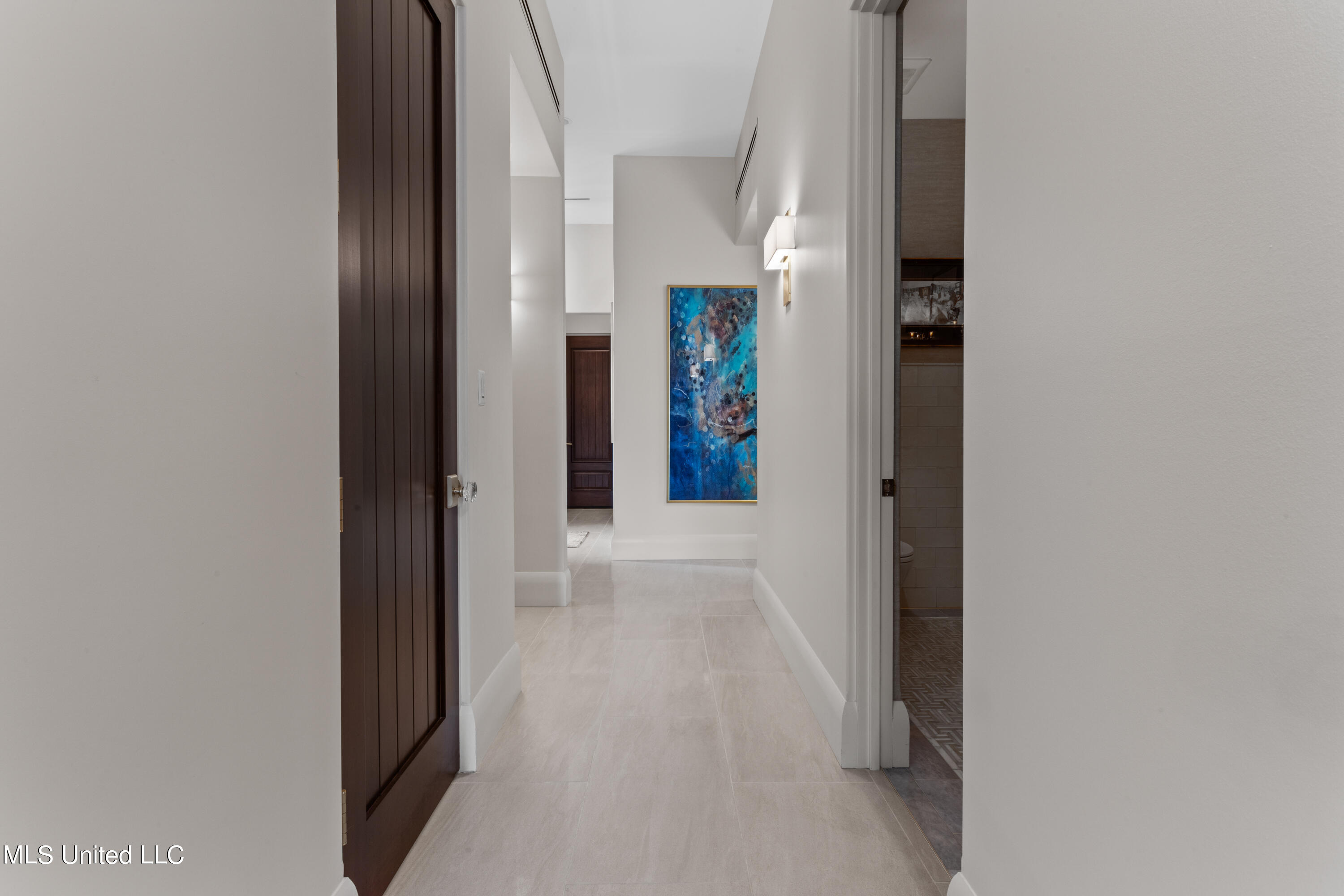 922 E Beach Boulevard Property Photo 43