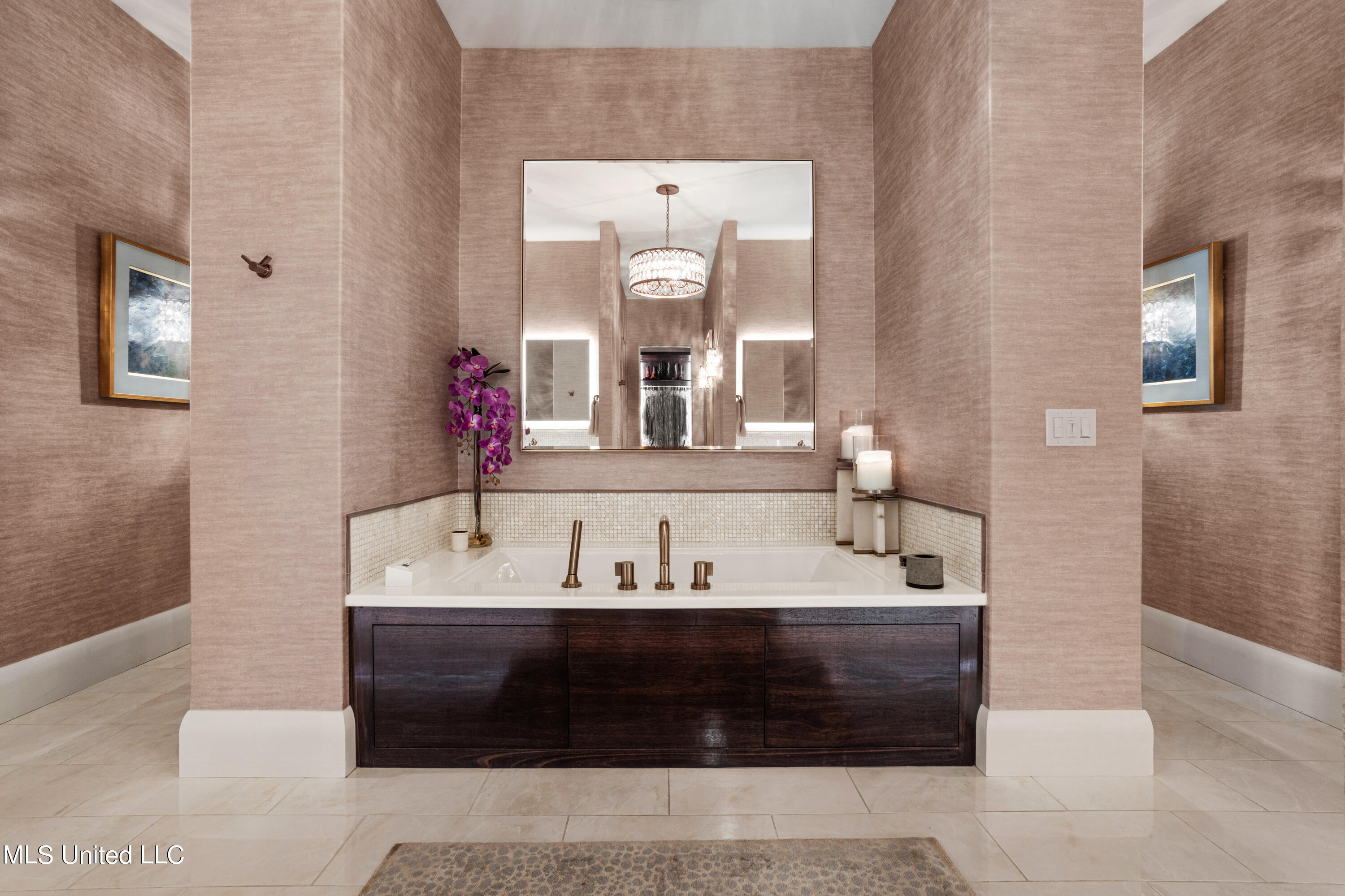 922 E Beach Boulevard Property Photo 56