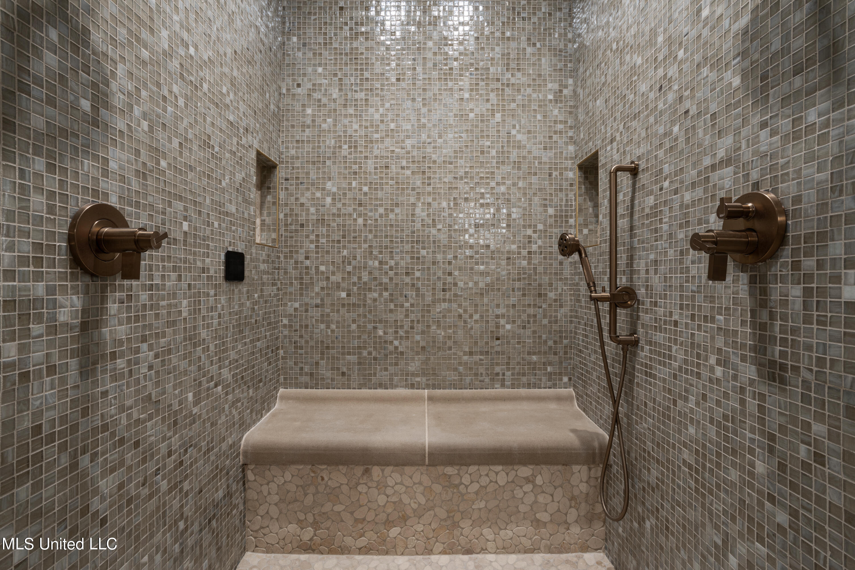 922 E Beach Boulevard Property Photo 59