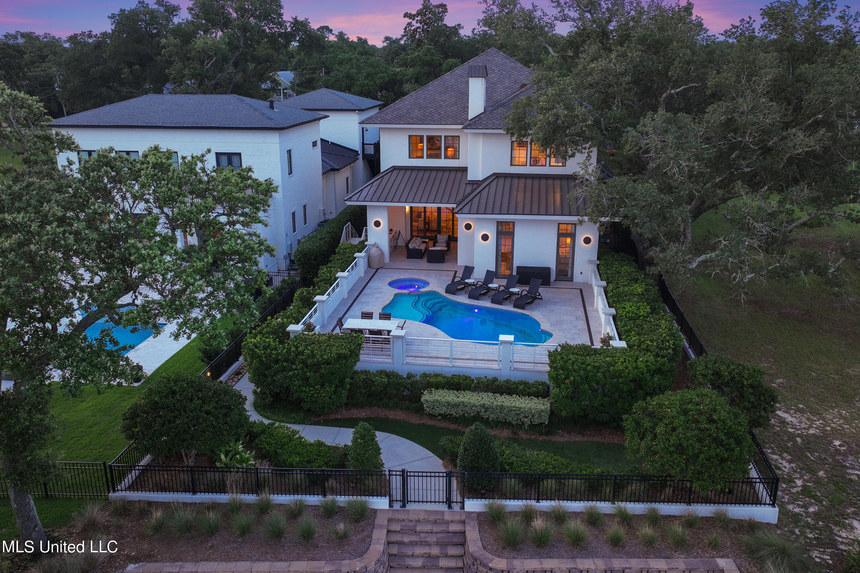 922 E Beach Boulevard Property Photo 128