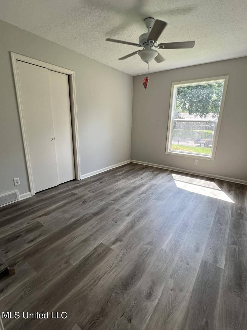 8376 Cedarcrest Drive Property Photo 7