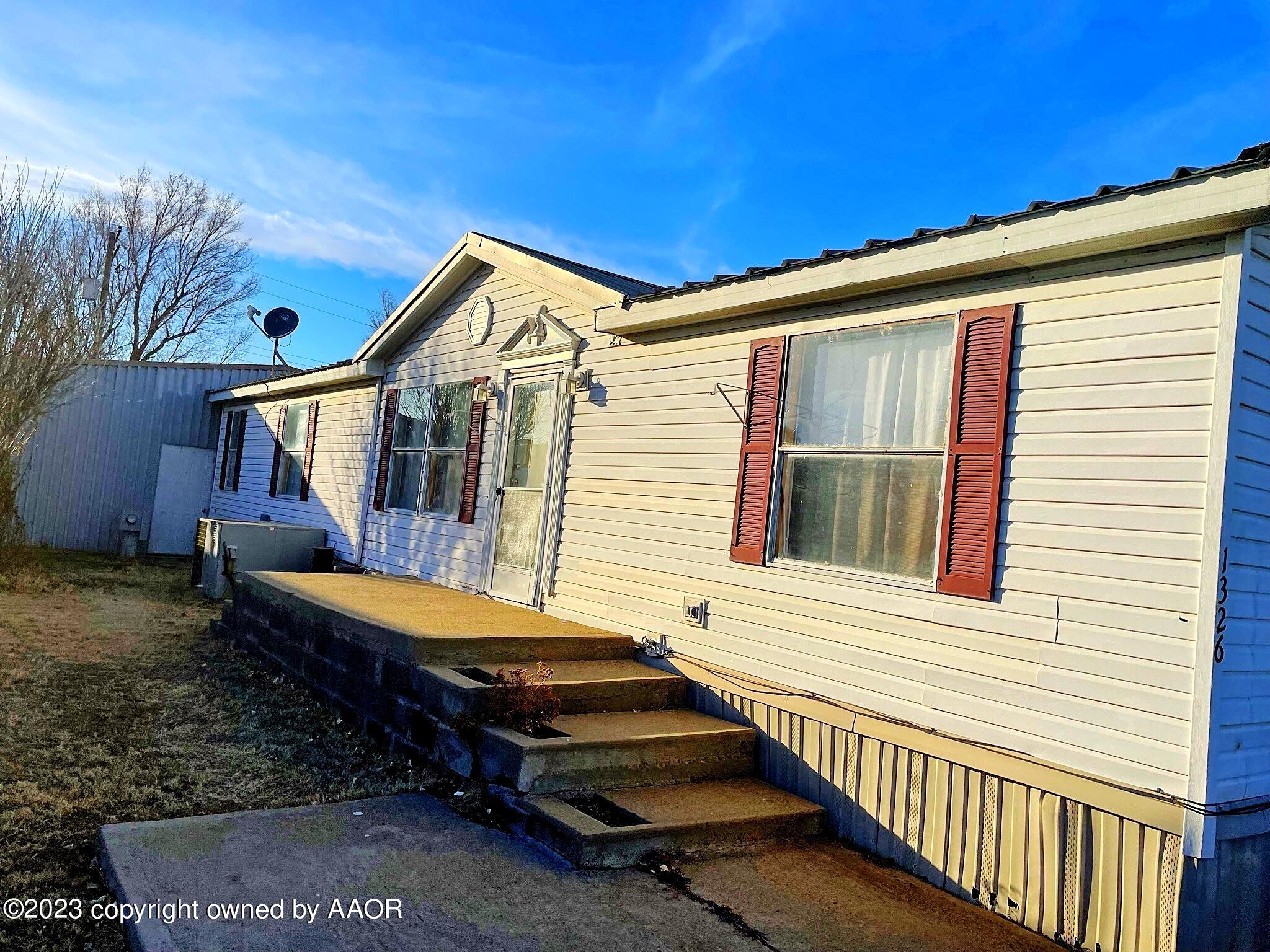 1326 S Birch Street Property Photo 1