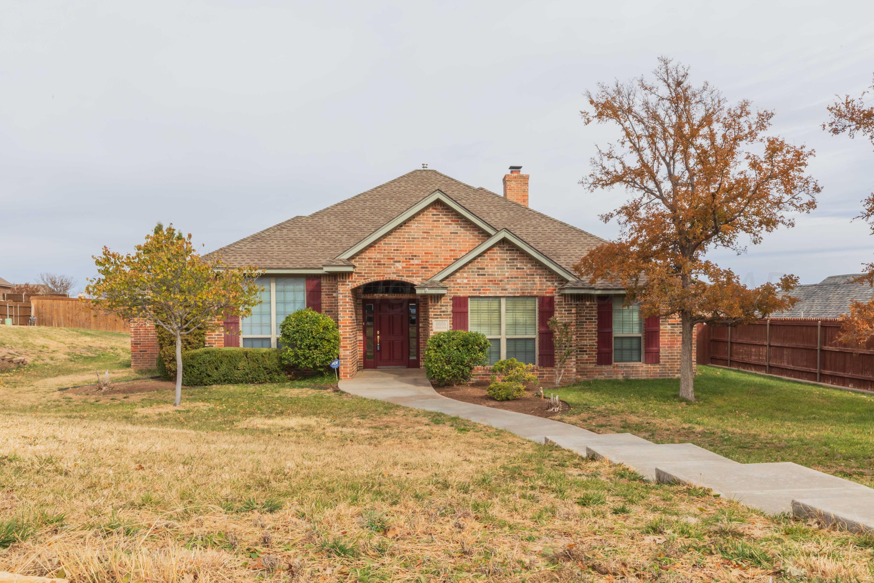 6606 Hemlock Place Property Photo 2