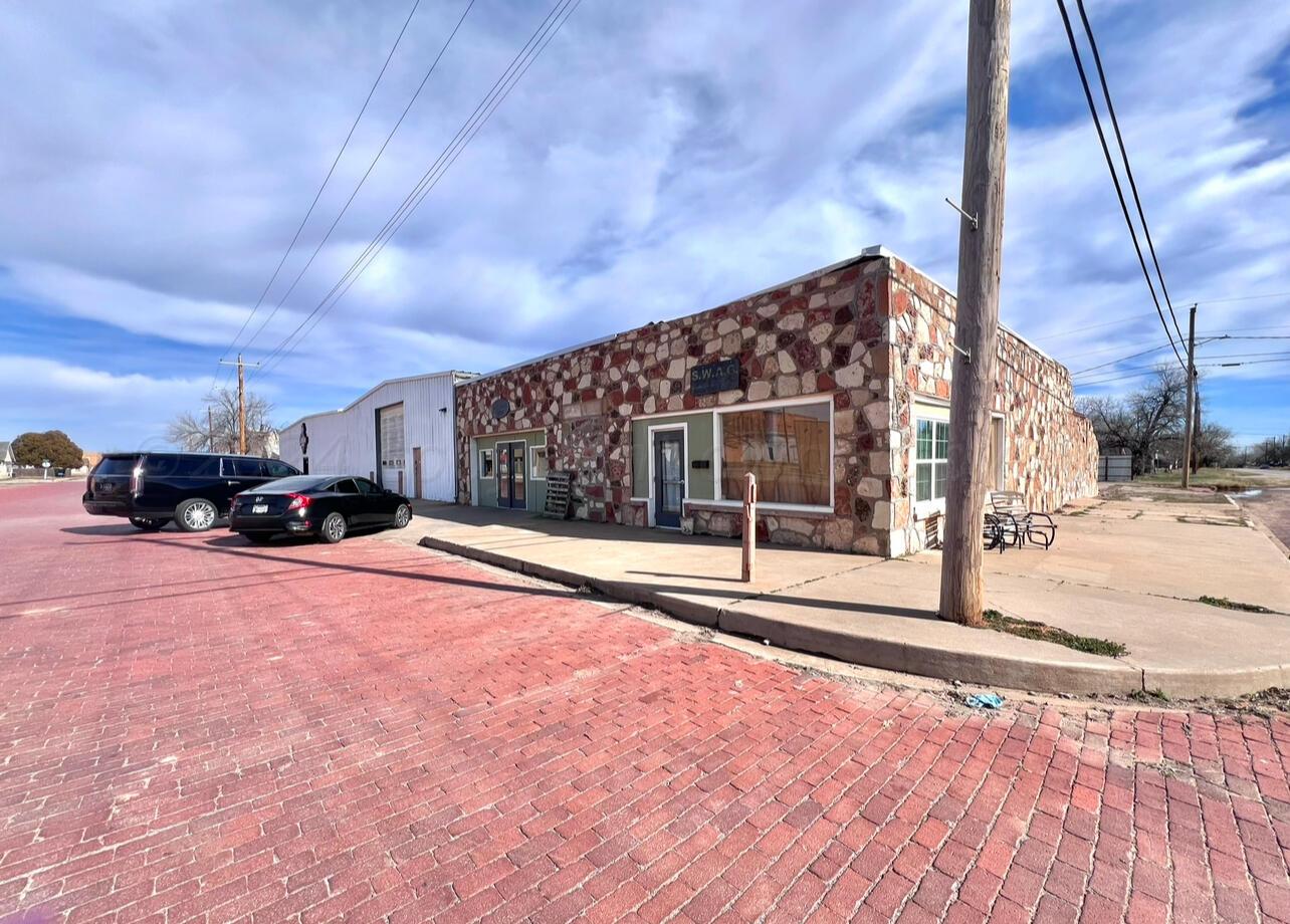 200 Ne 2nd- La Unica Mexican Property Photo
