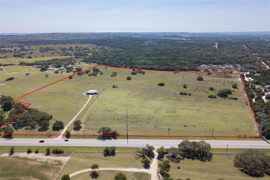 3007 S Us Highway 281 Property Photo