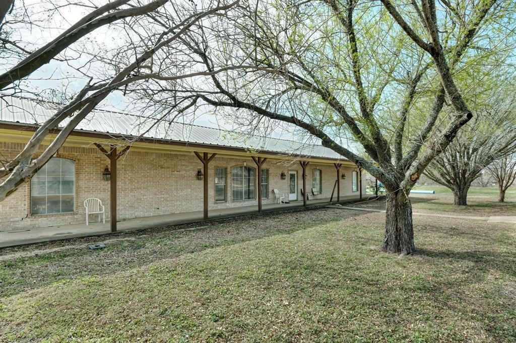 1810 County Road 109 Property Photo 4