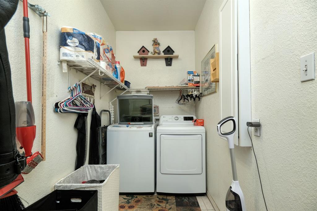 1810 County Road 109 Property Photo 29