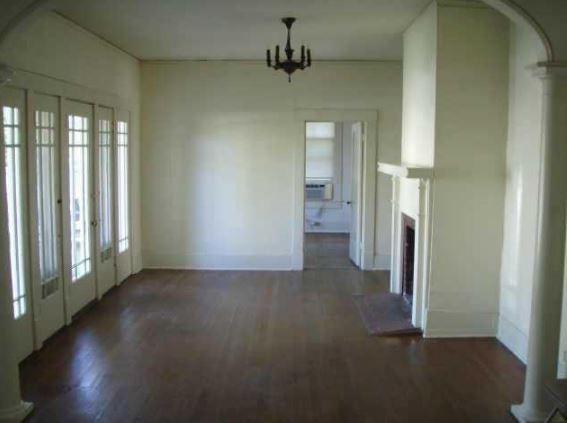 309 34th St Property Photo 5