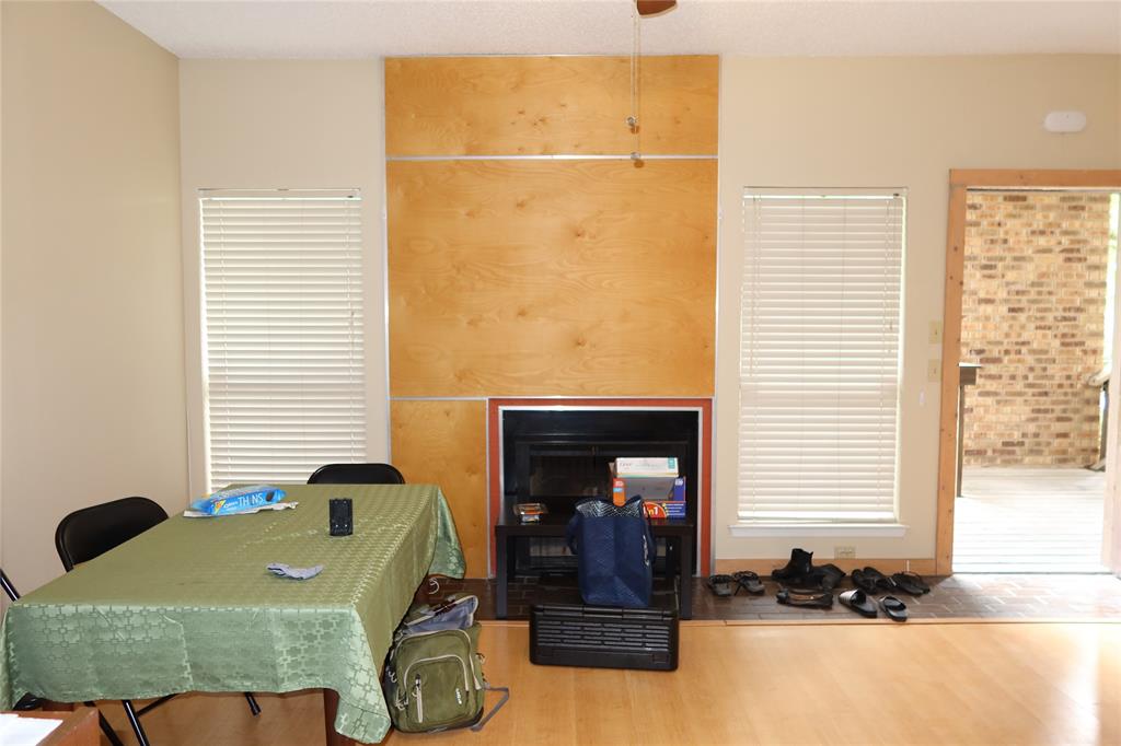 612 Park Pl 203 Property Photo 5