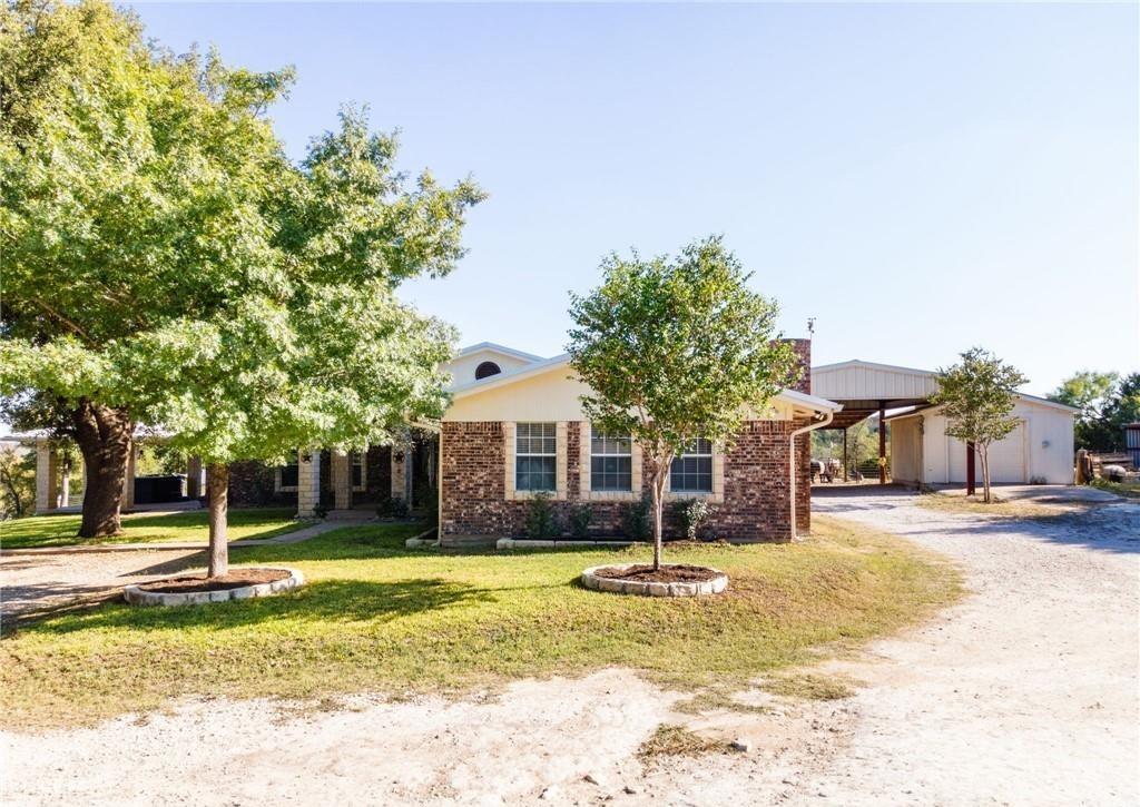 207 County Road 4492 Property Photo