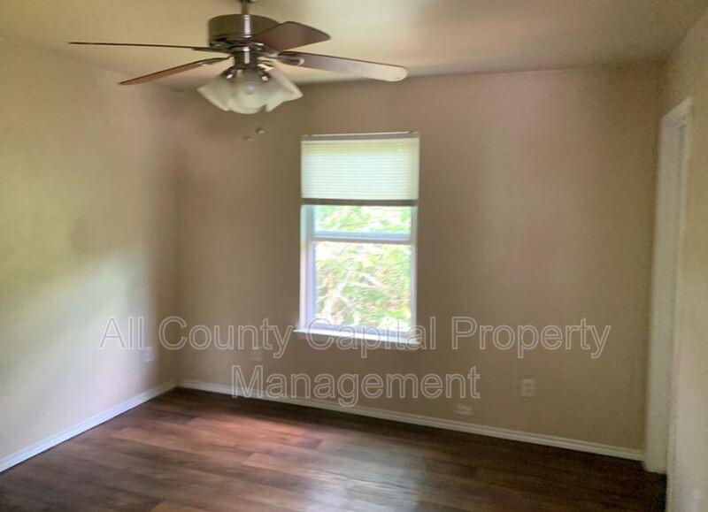 1011 Advance St 1011 Property Photo 6