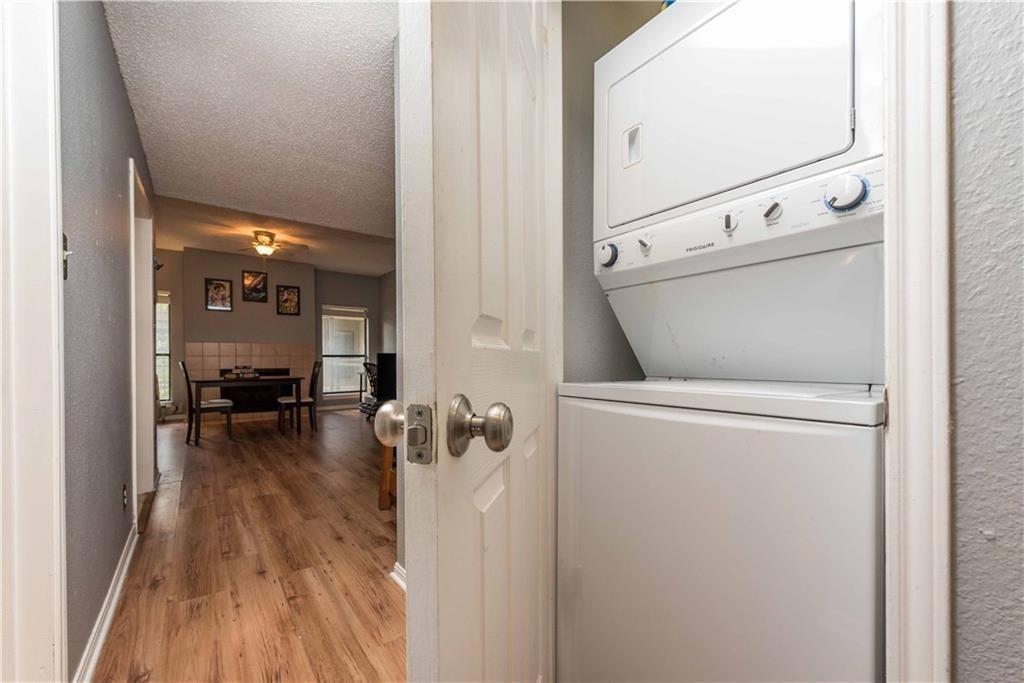 1910 Robbins Pl 210 Property Photo 10