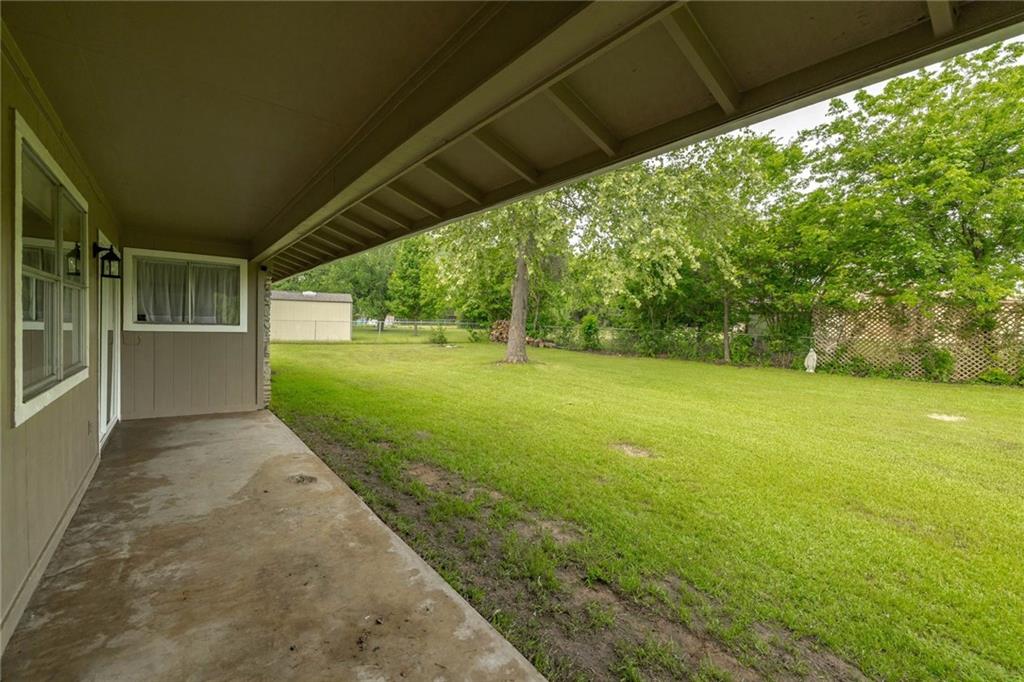 1401 Deer Run St Property Photo 24