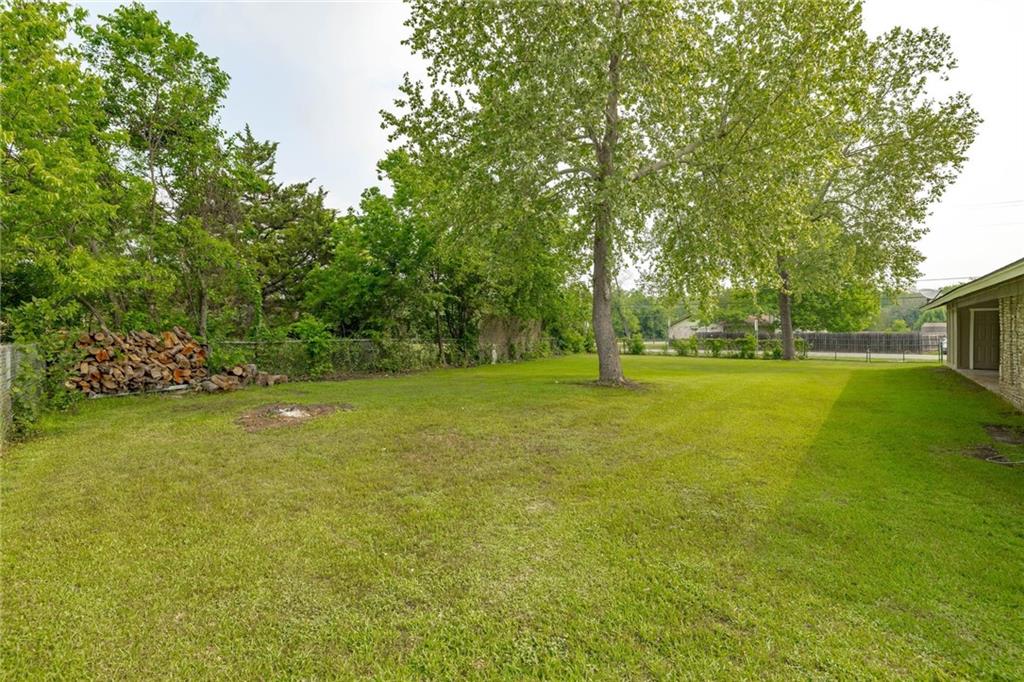 1401 Deer Run St Property Photo 26