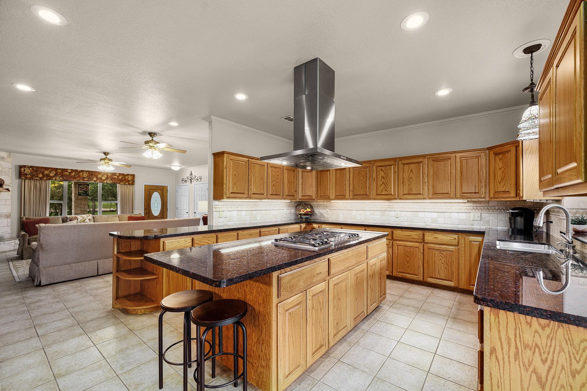 100 Blue Creek Dr Property Photo 19