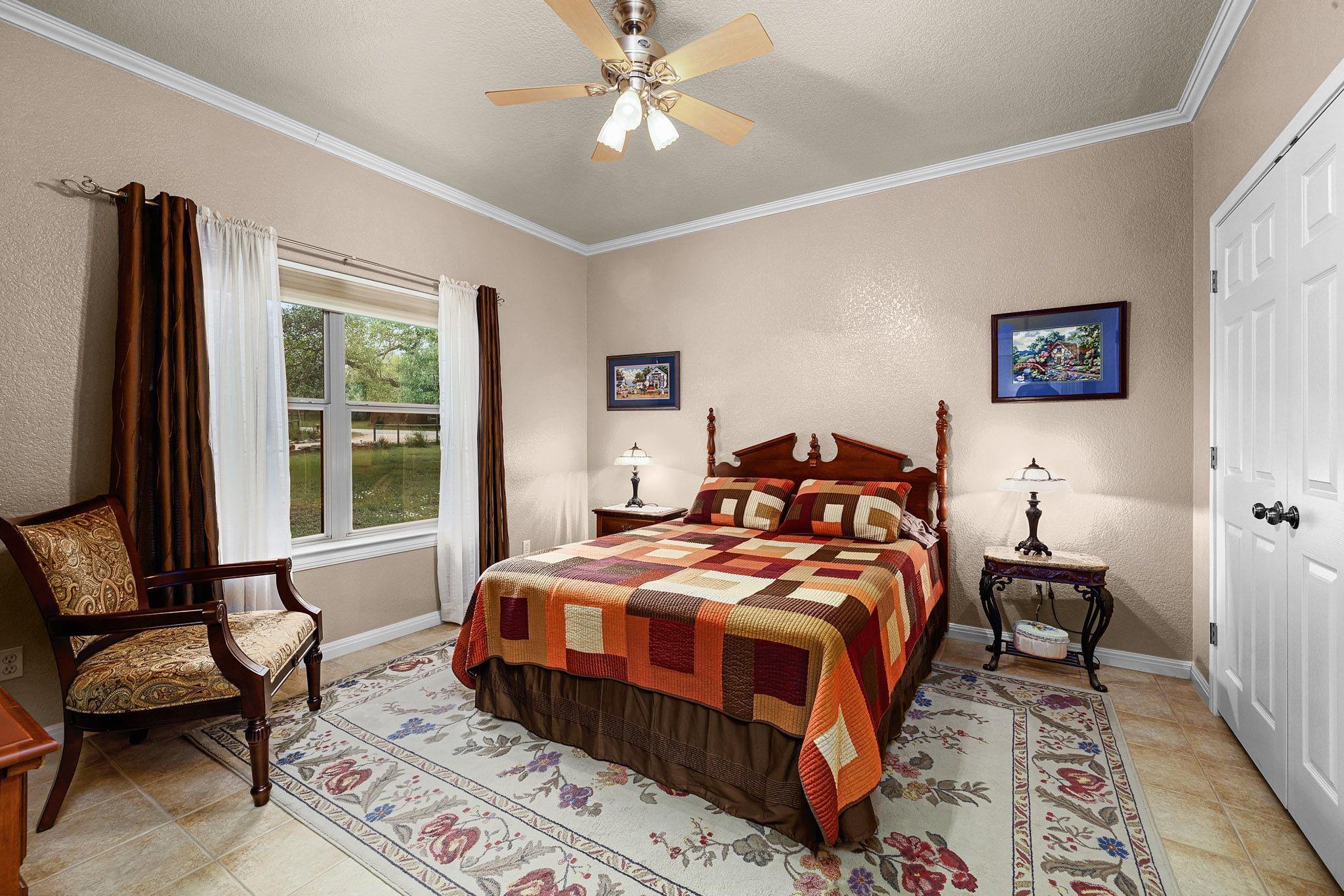 100 Blue Creek Dr Property Photo 33