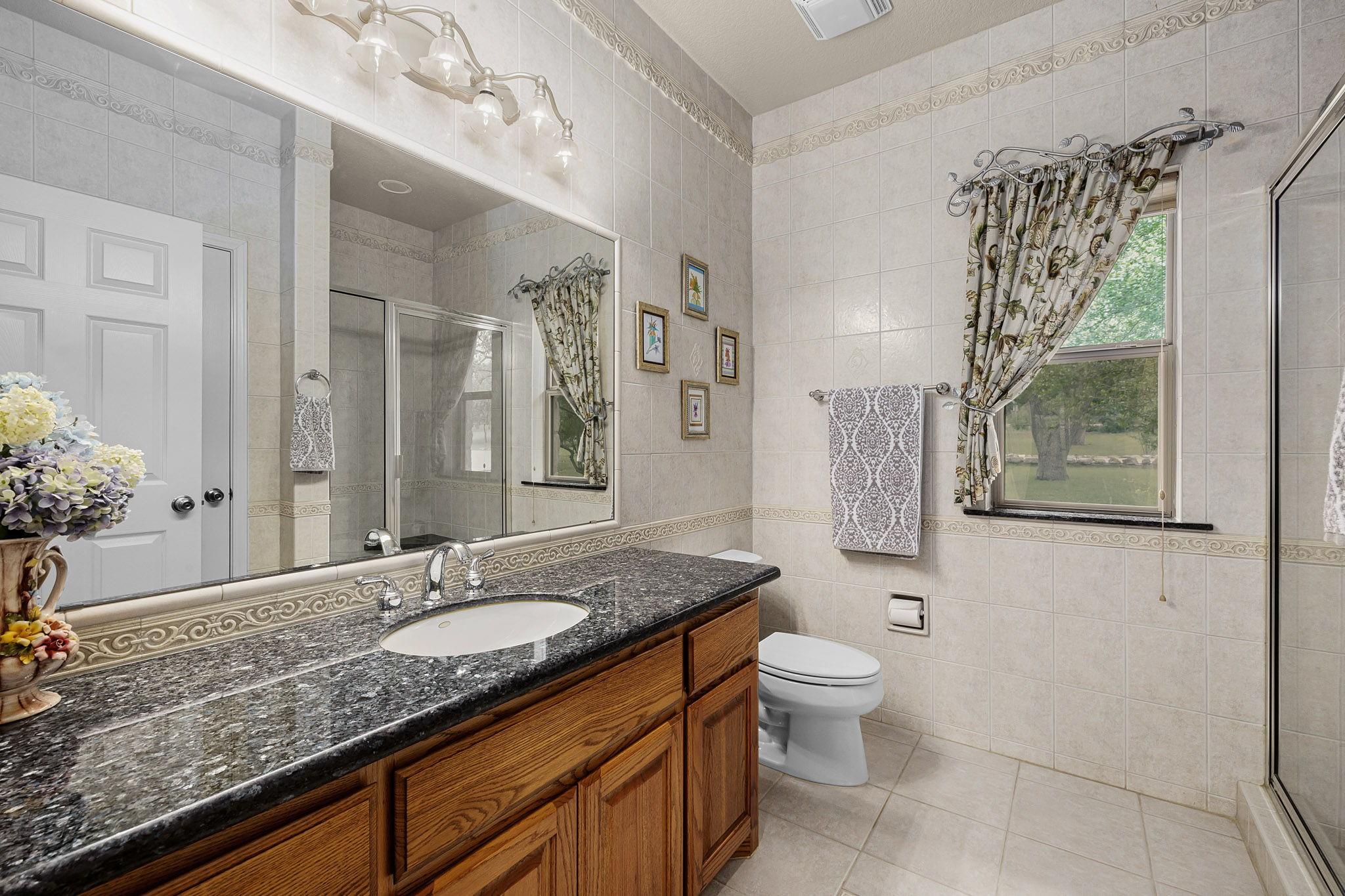 100 Blue Creek Dr Property Photo 34