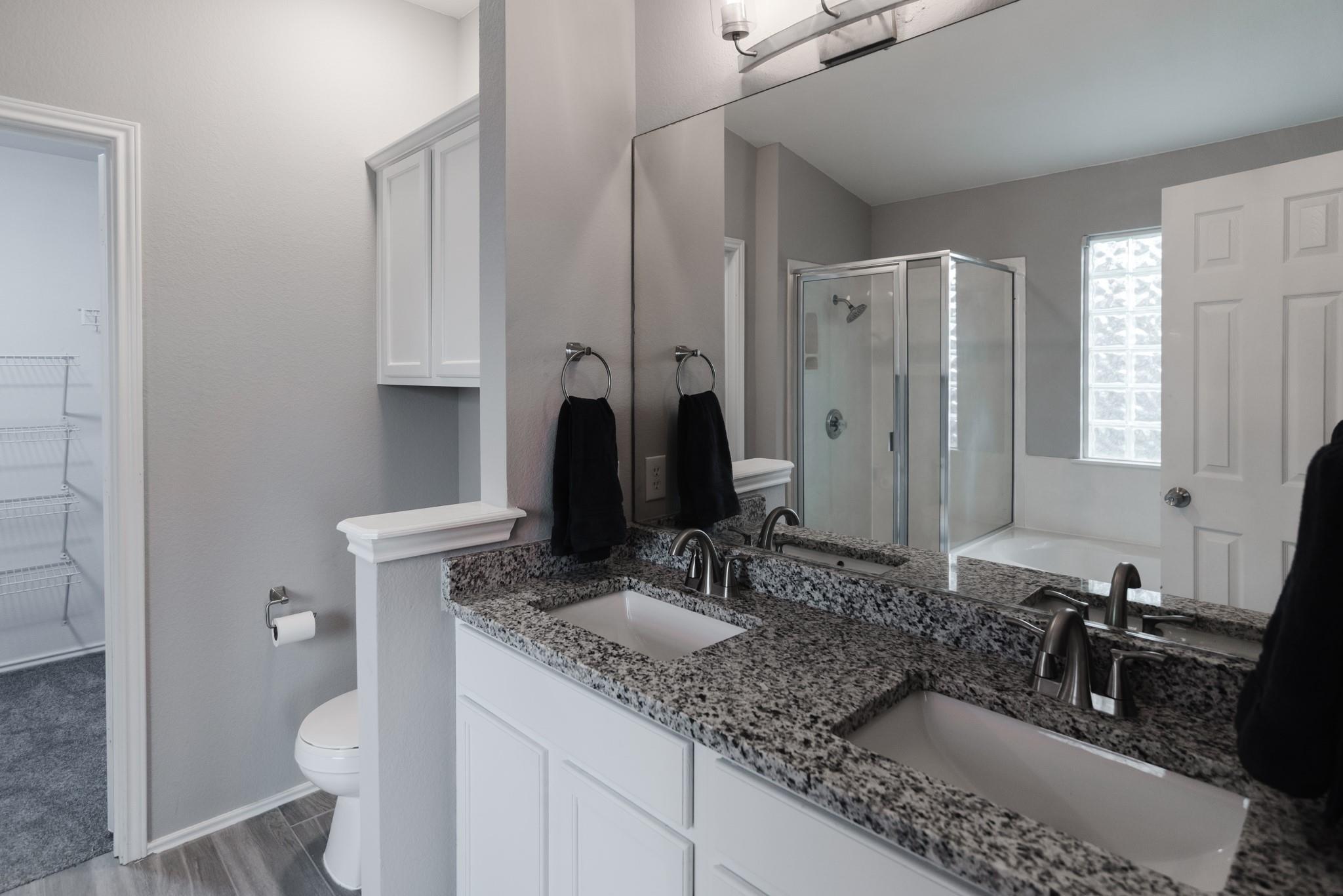 11608 Jim Thorpe Ln Property Photo 32
