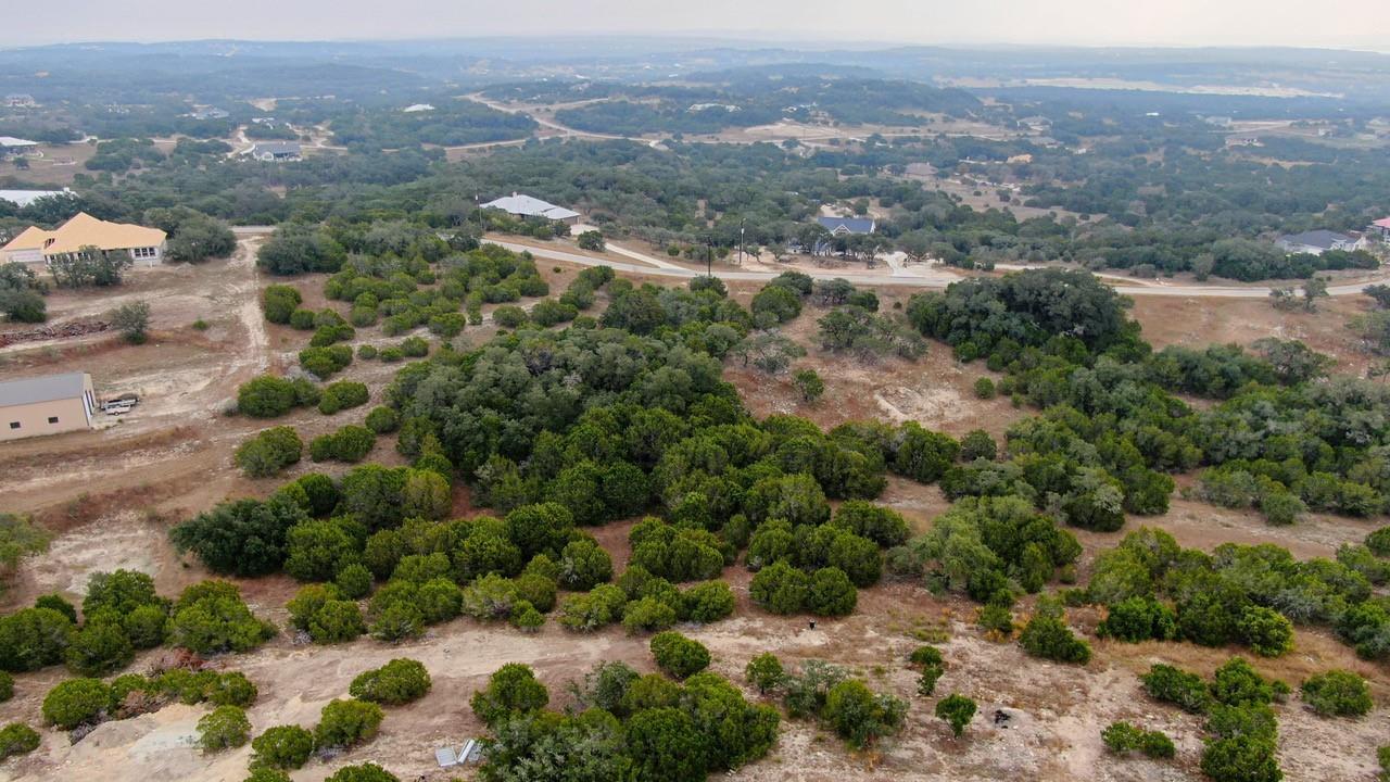 325 Ridge Pt Property Photo 6