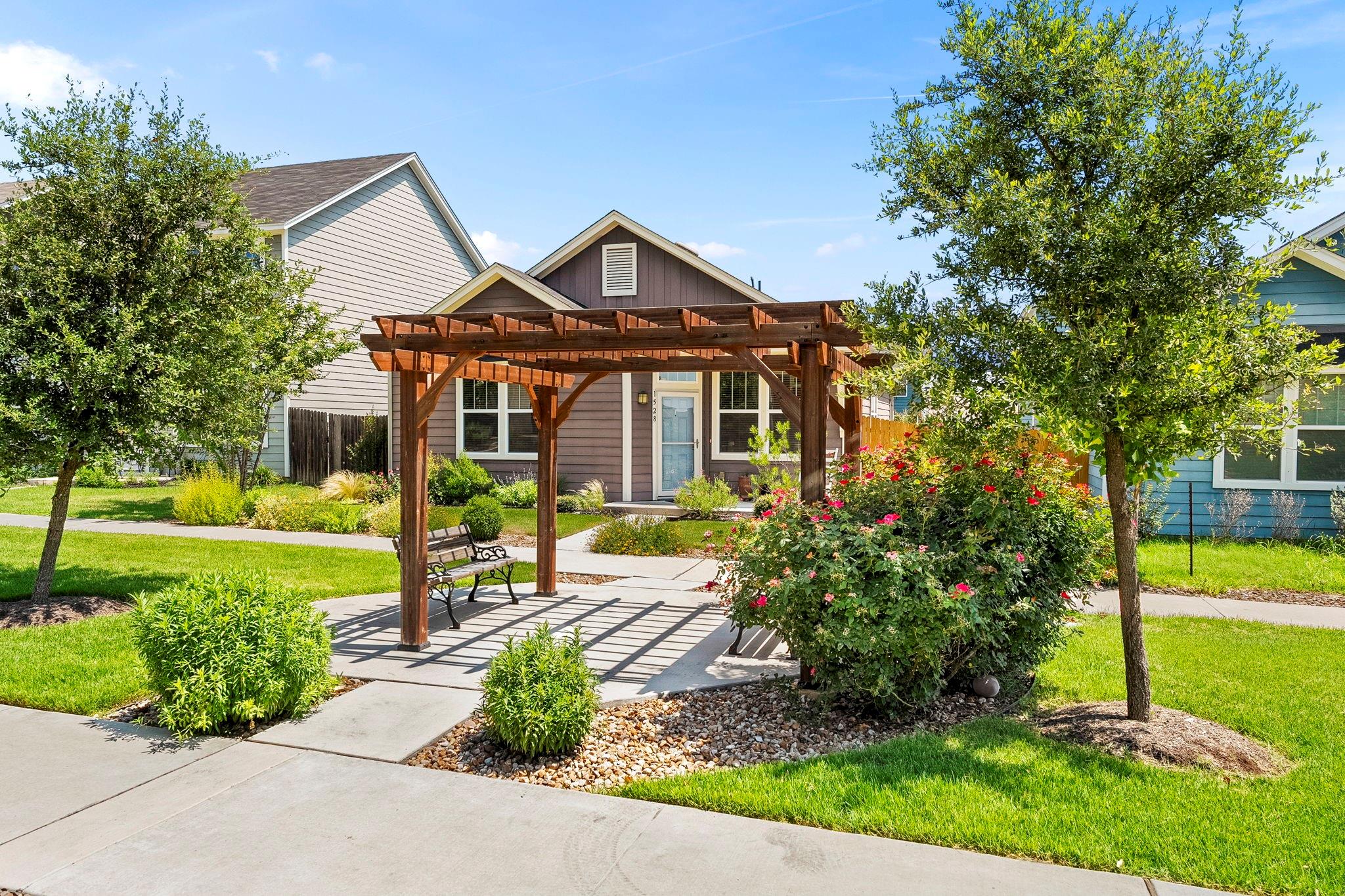 1528 Arbor Knot Dr Property Photo 8