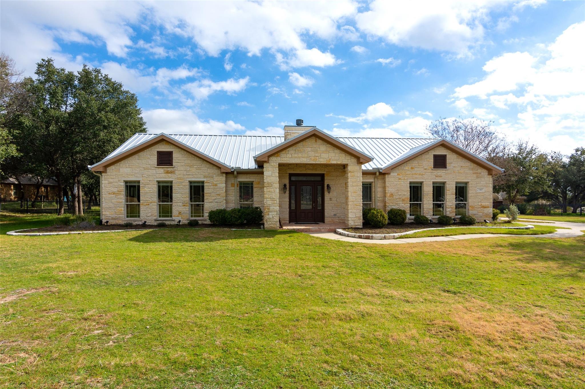 1367 Indian Pass Property Photo 1