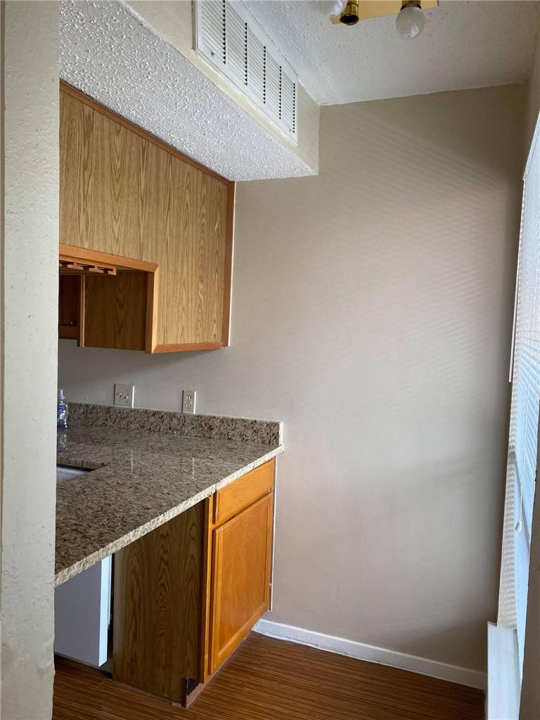 3115 Helms St 209 Property Photo 7