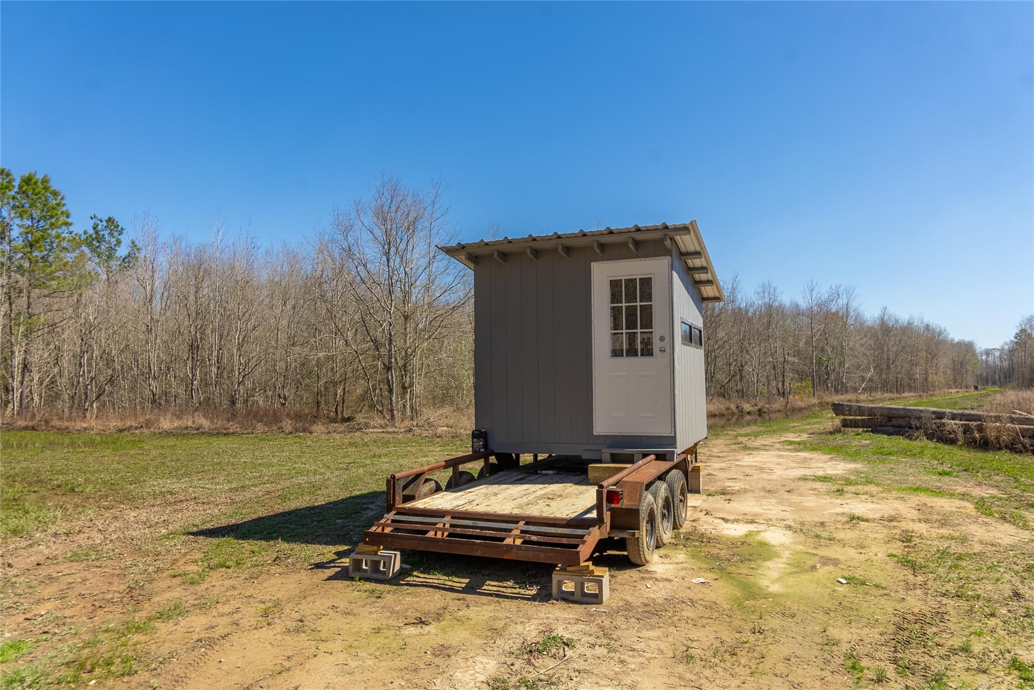 Property Photo 25